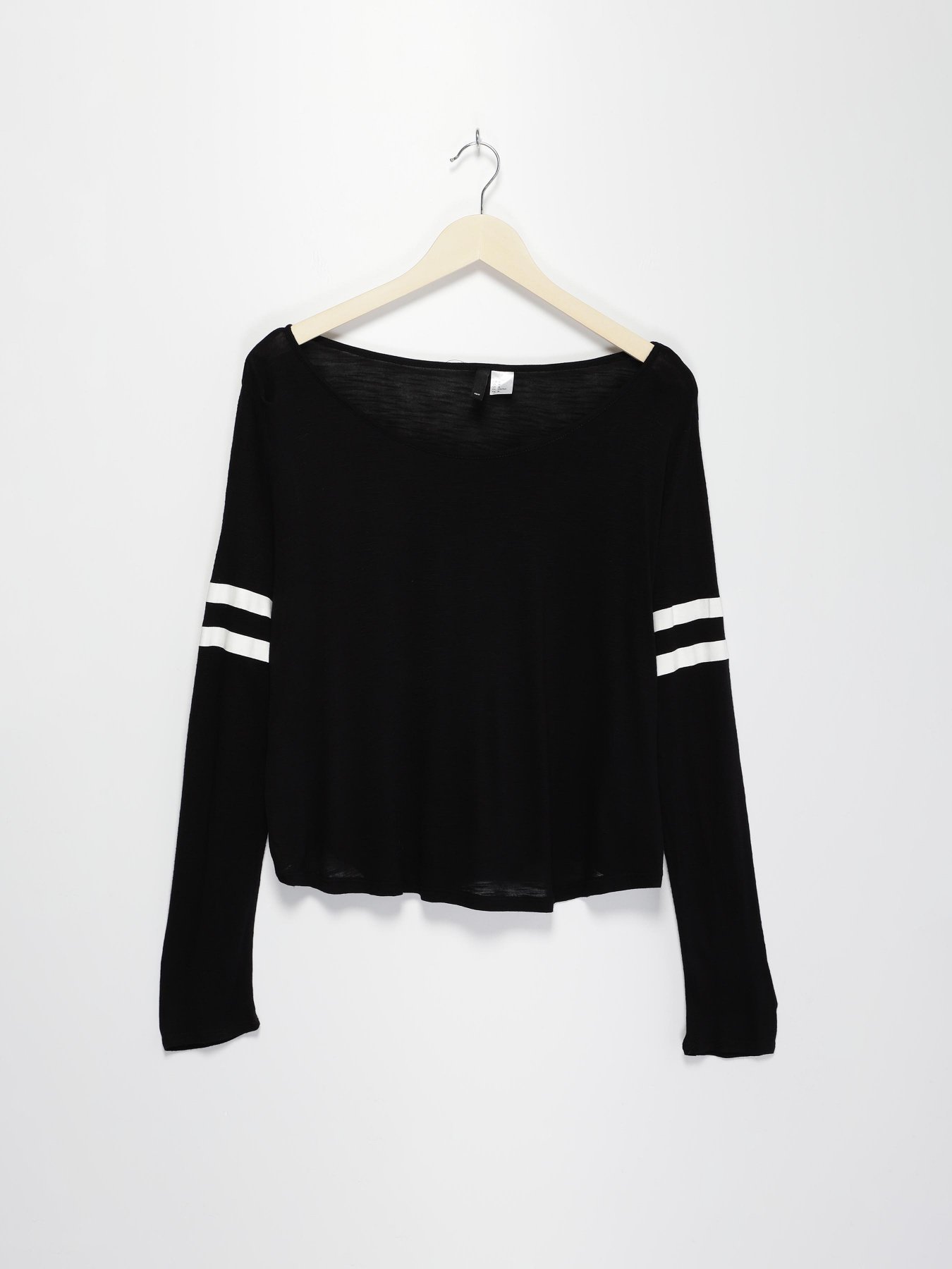 Лонгслив H&M модель 0328175_чорний Фото