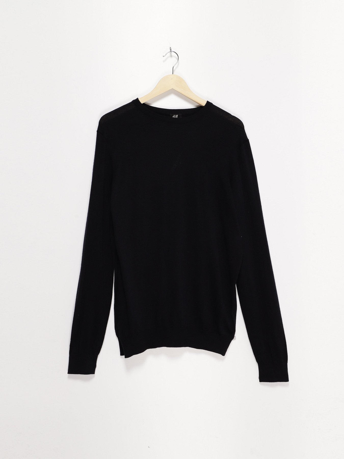 Джемпер H&M модель 0378447_чорний Фото