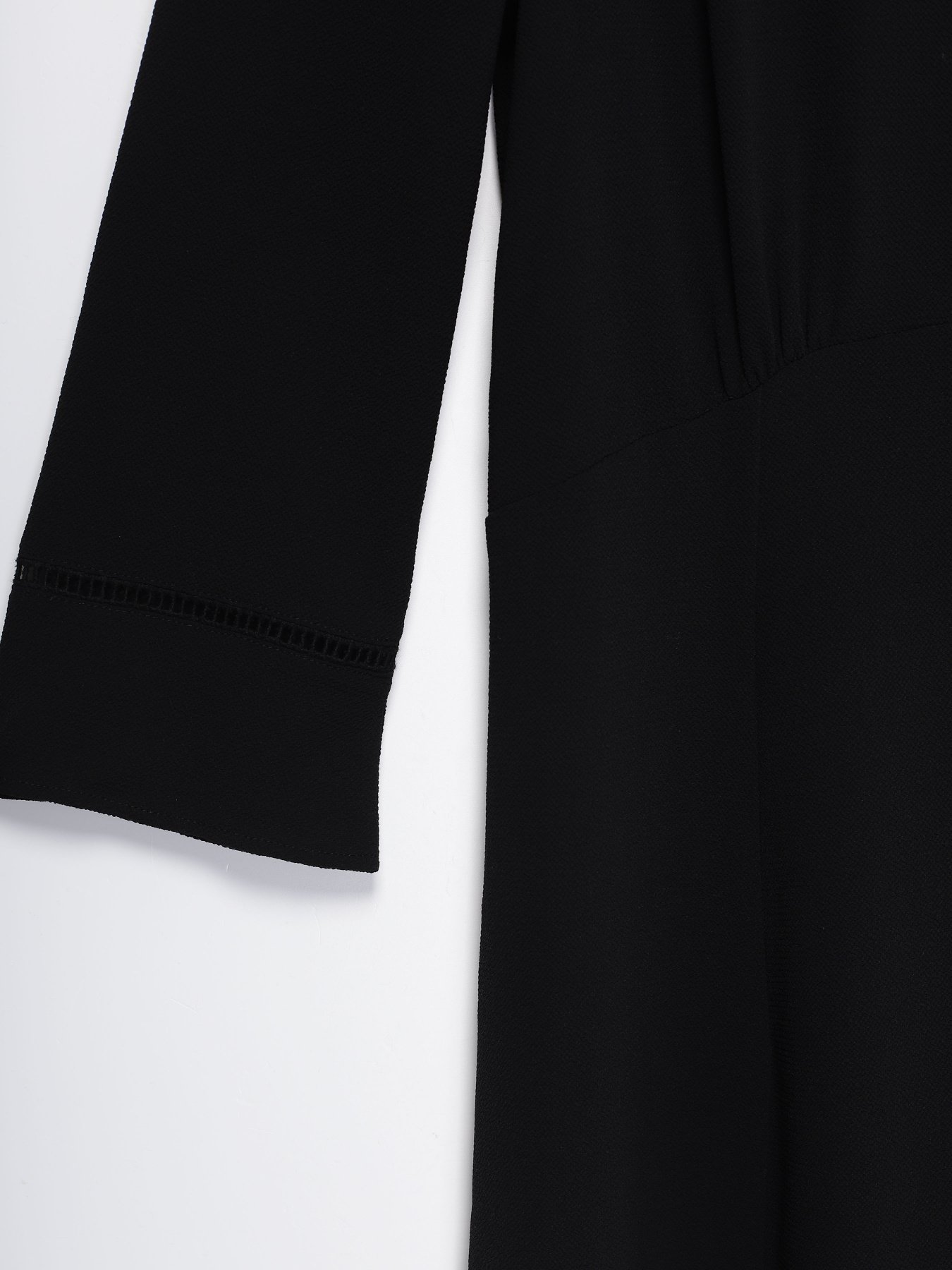 Платье мини H&M модель 03895941_чорний Фото