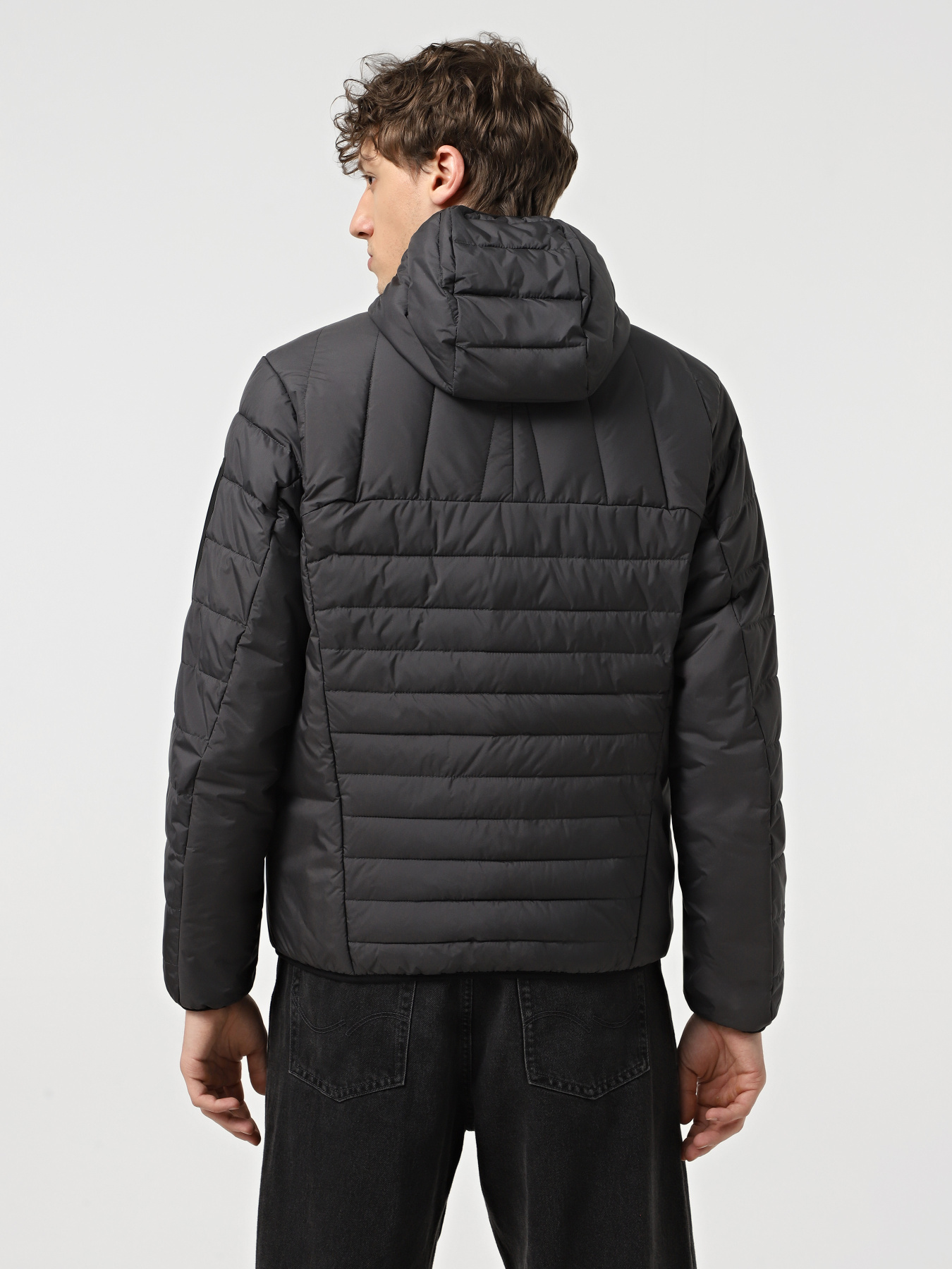 Демісезонна куртка Boss модель 50542777-027 Фото