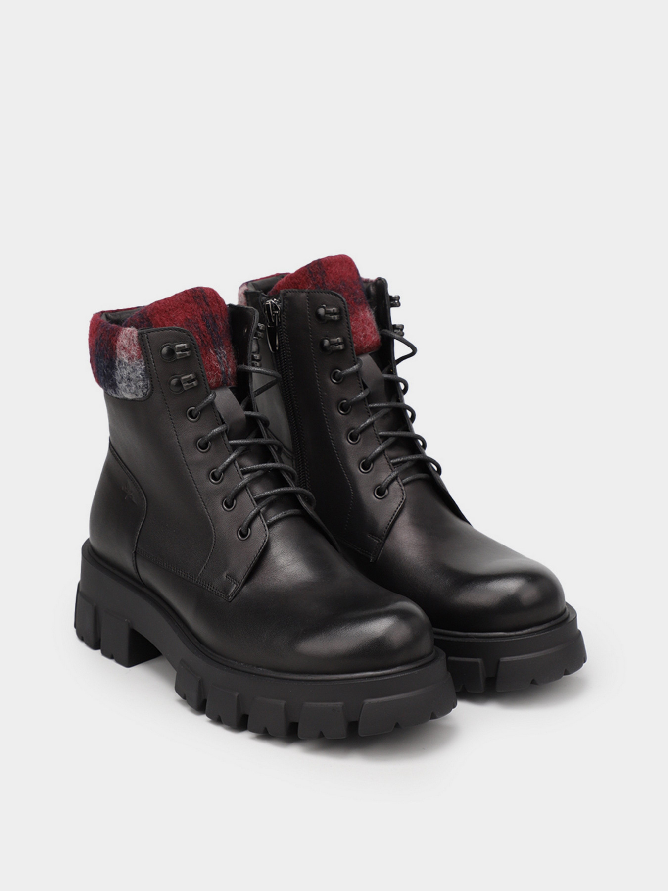 Ботинки IKOS модель 7015-1B Фото