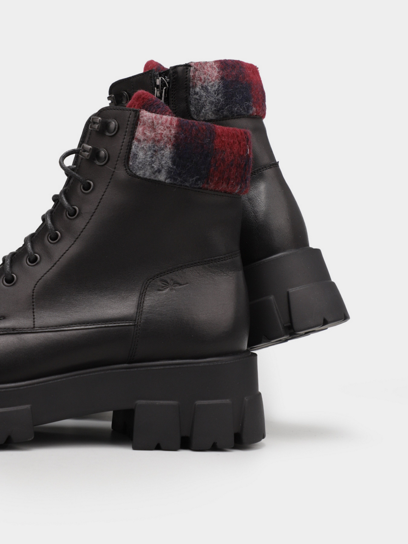 Ботинки IKOS модель 7015-1B Фото