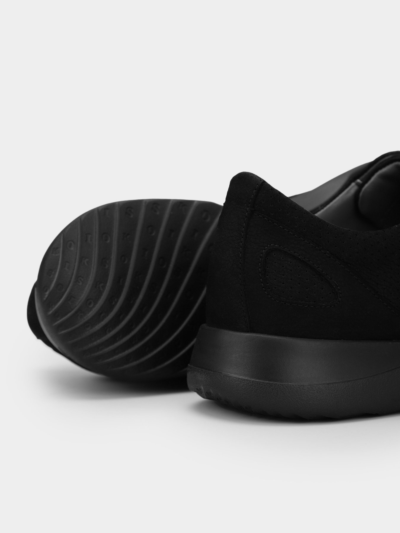 Кеди низькі IKOS модель 1708-1 Кеди низькі IKOS модель 1708-1 Фото