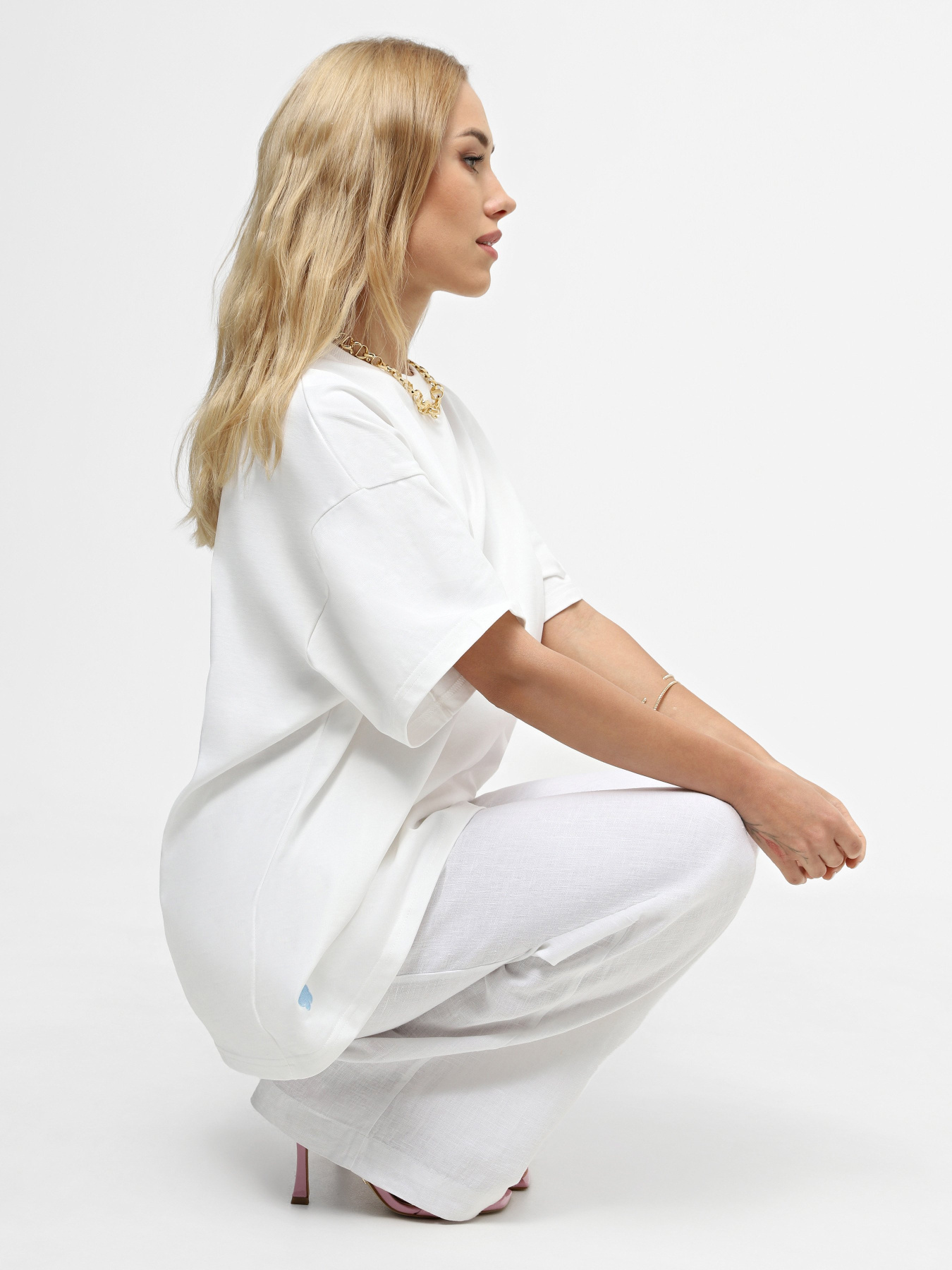 Футболка INTERTOP x KVITKOVA модель 140-3 Фото