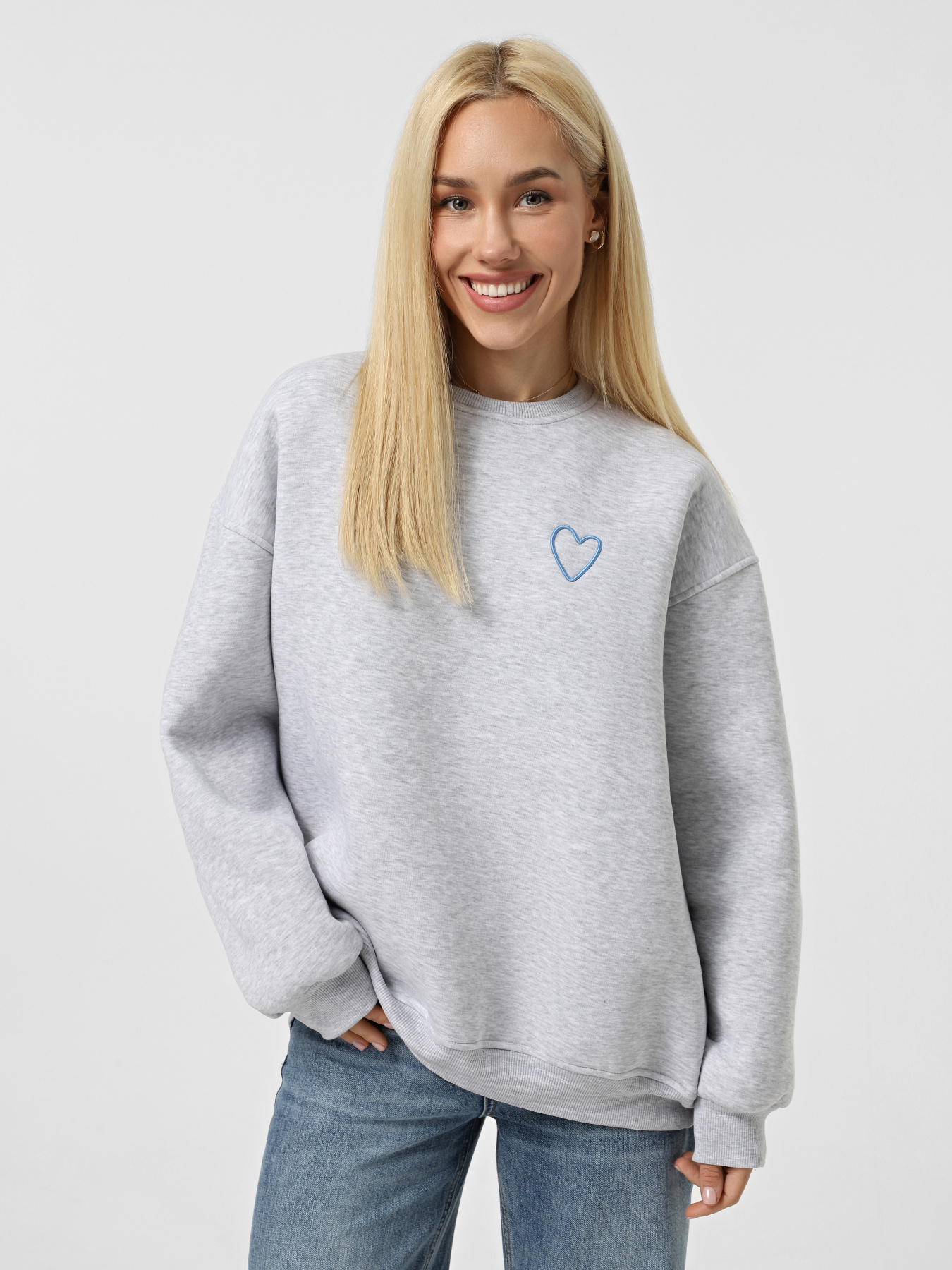 Свитшот INTERTOP x KVITKOVA модель 242-4 Свитшот INTERTOP x KVITKOVA модель 242-4 Фото