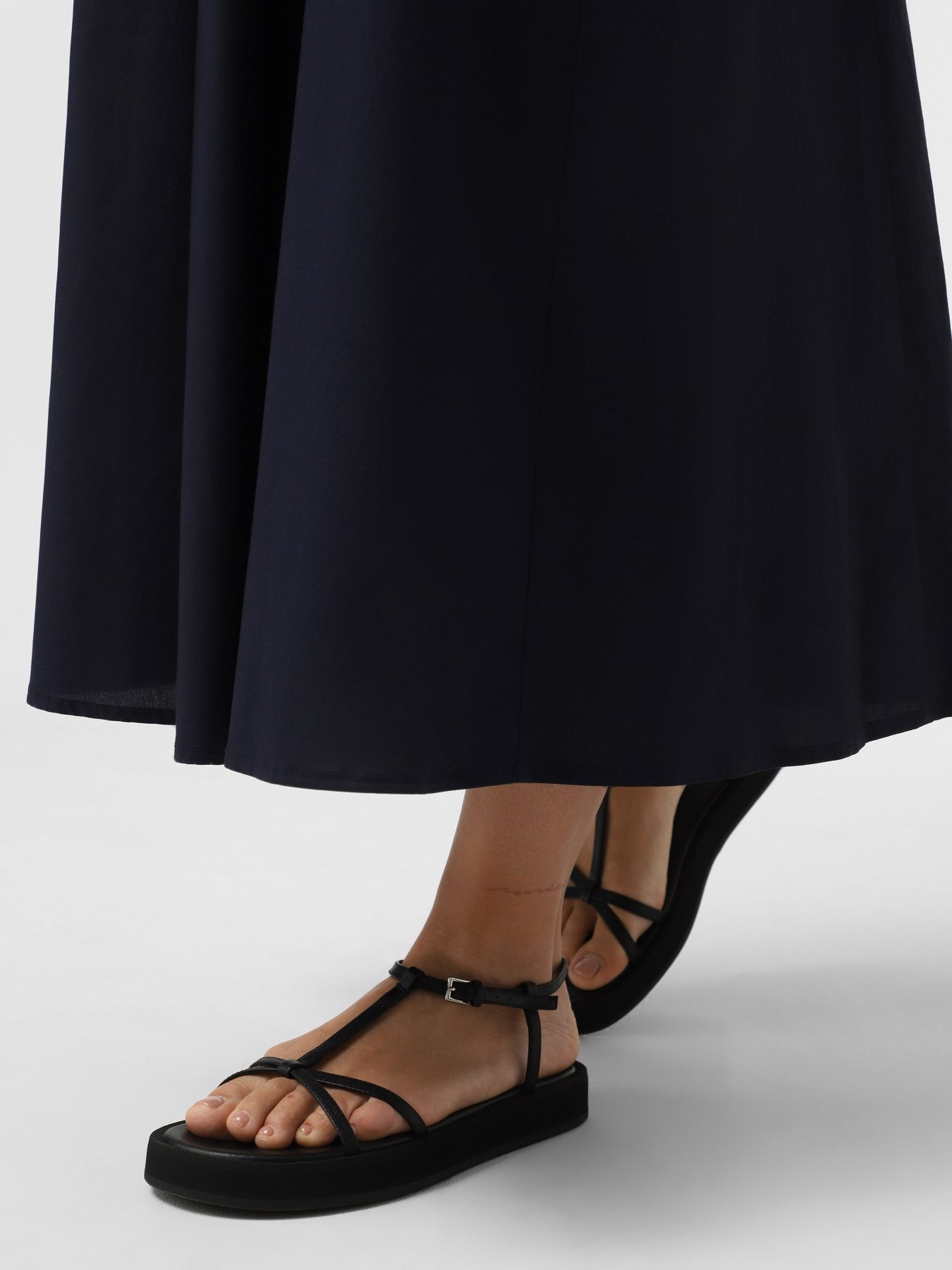 Сандалии INTERTOP x KVITKOVA модель 312-1003/101 Фото