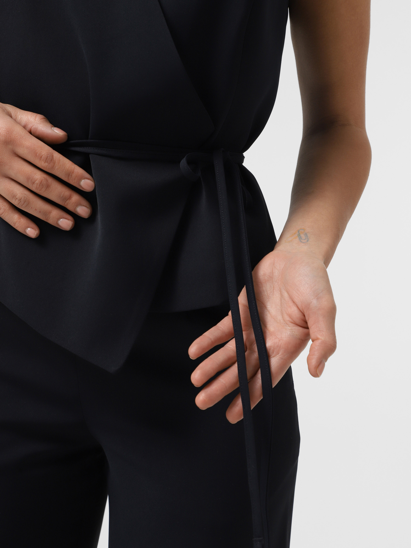 Класичний жилет INTERTOP x KVITKOVA модель 31-6465/309 Фото