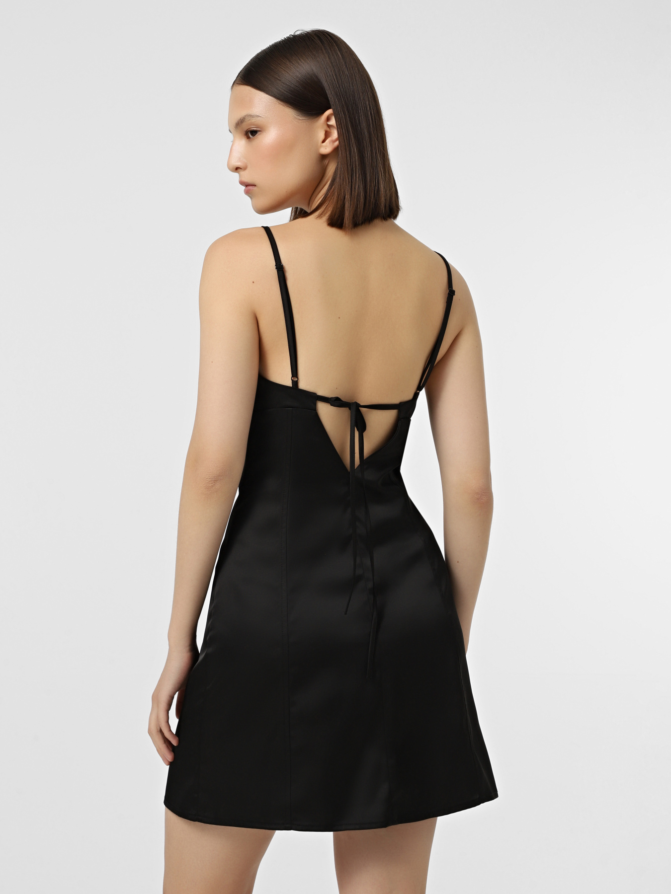 Платье мини GENDERLESS x INTERTOP модель GDL-104011-8 Фото