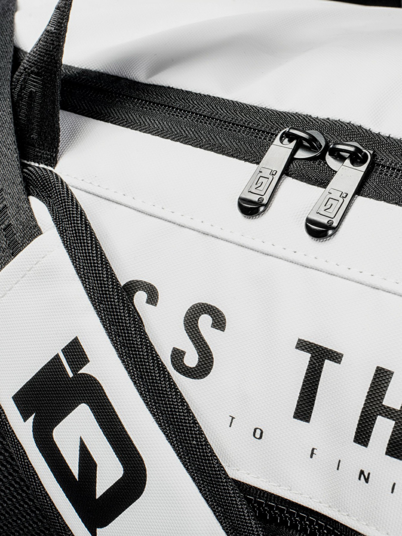 Дорожная сумка IQ модель OLECHIS WMNS-BLACK/WHITE Фото