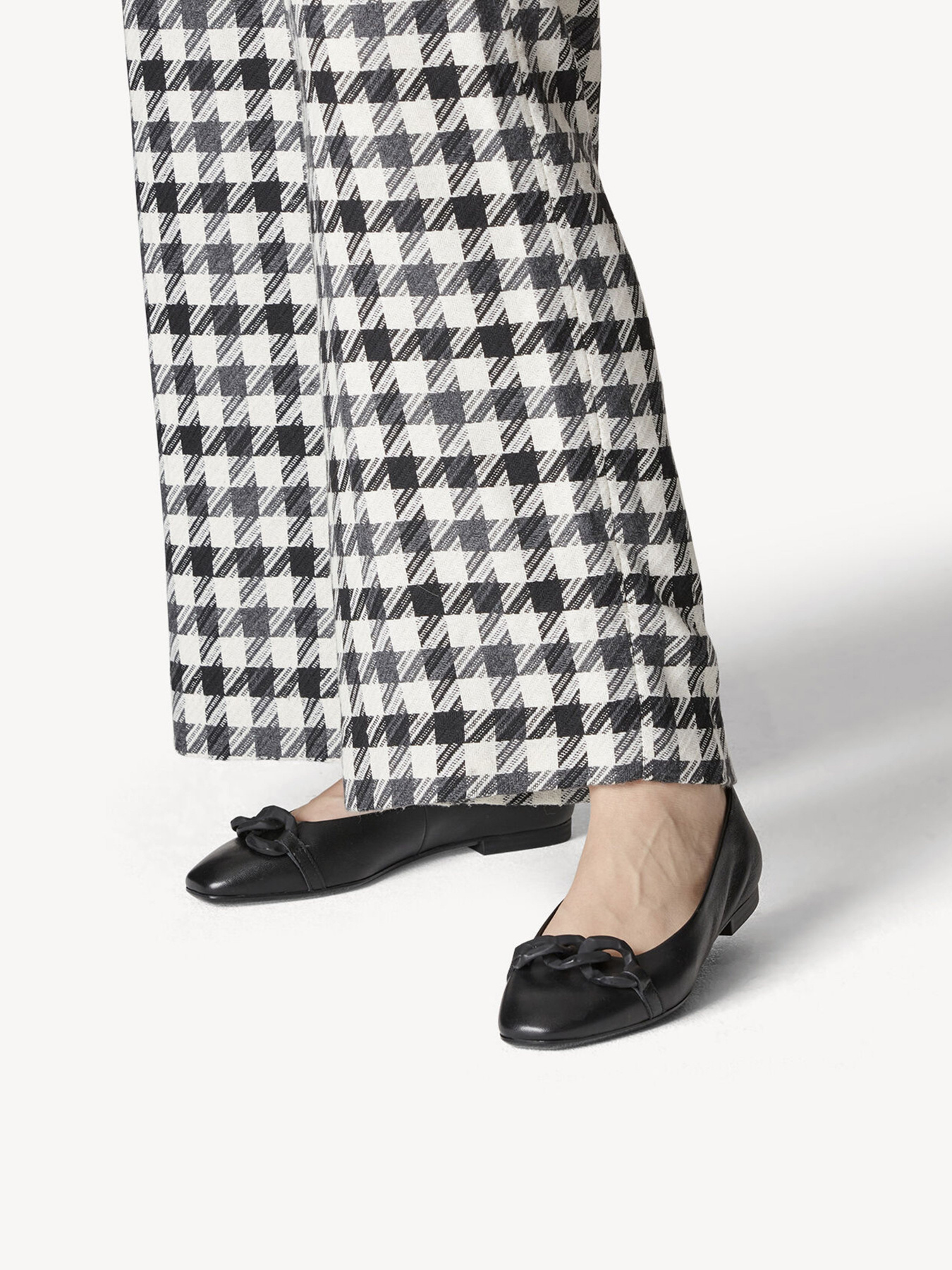 Балетки Tamaris модель 1-1-22103-29 003 BLACK LEATHER Фото