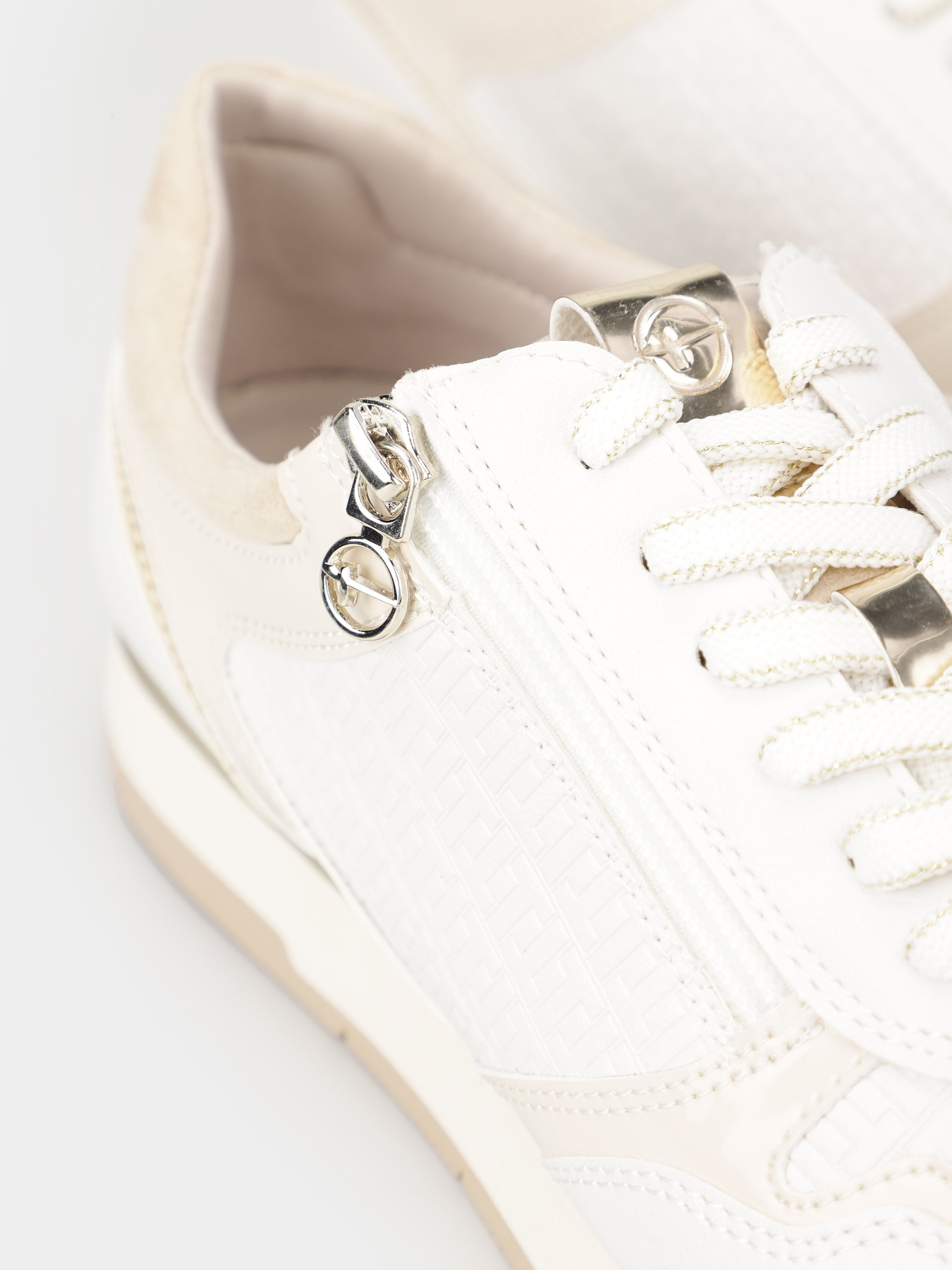 Кроссовки Tamaris модель 1-1-23603-20 147 OFFWHITE COMB Фото