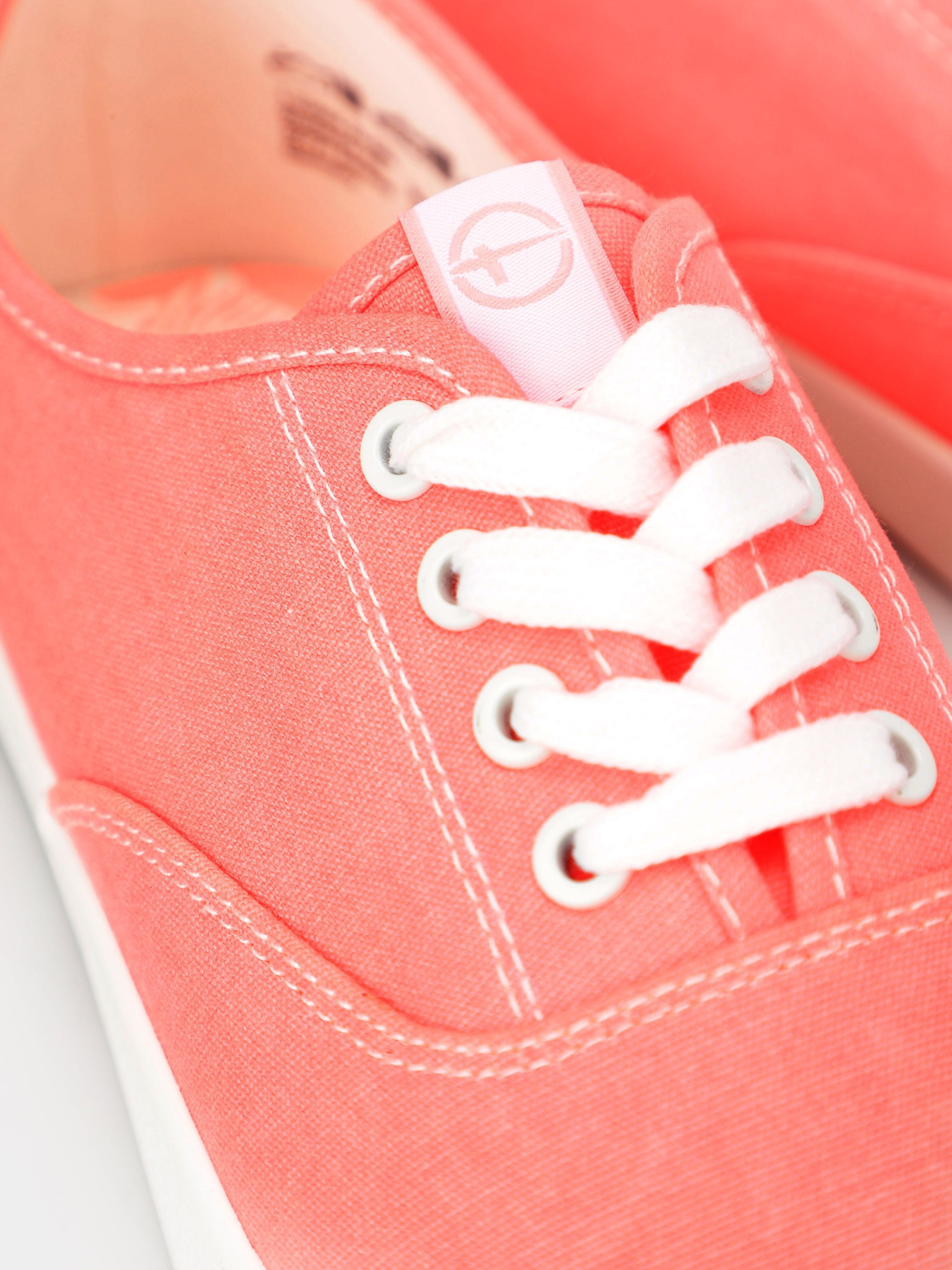 Кеды низкие Tamaris модель 1-1-23604-20 689 BLOOD ORANGE Фото