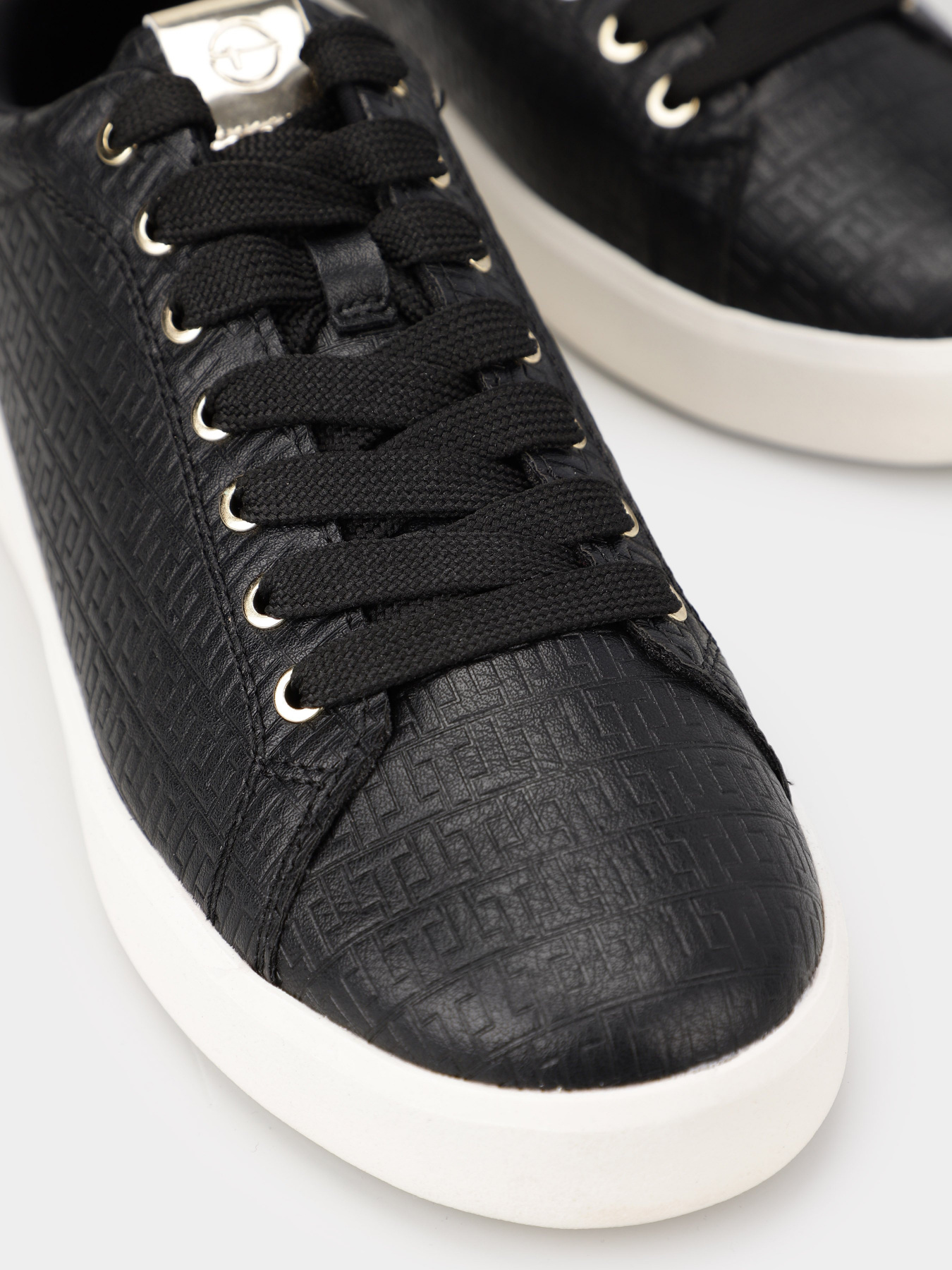 Кеды низкие Tamaris модель 1-1-23750-20 095 BLK STR./GOLD Фото