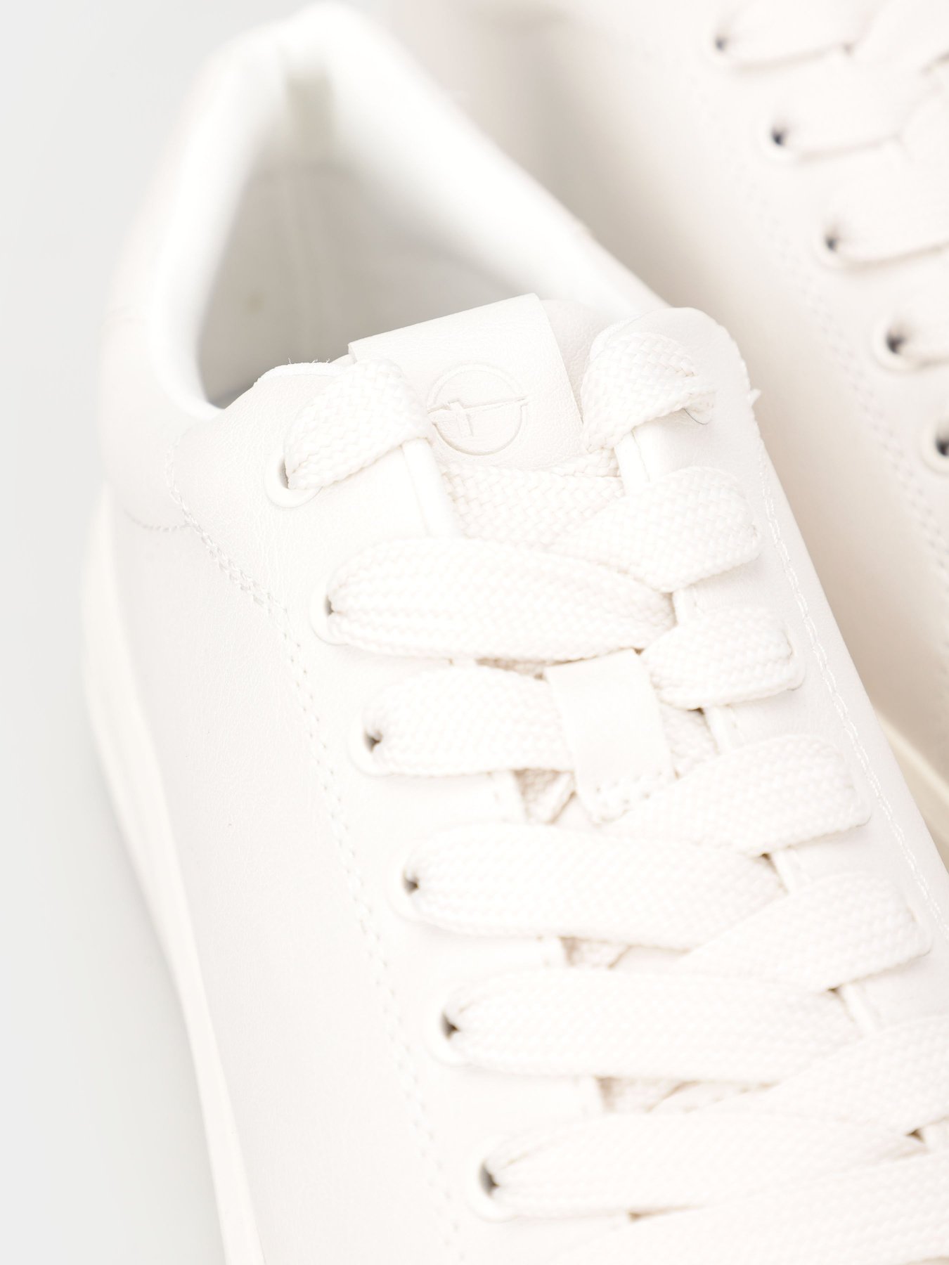 Кеды низкие Tamaris модель 1-1-23750-20 146 WHITE UNI Фото