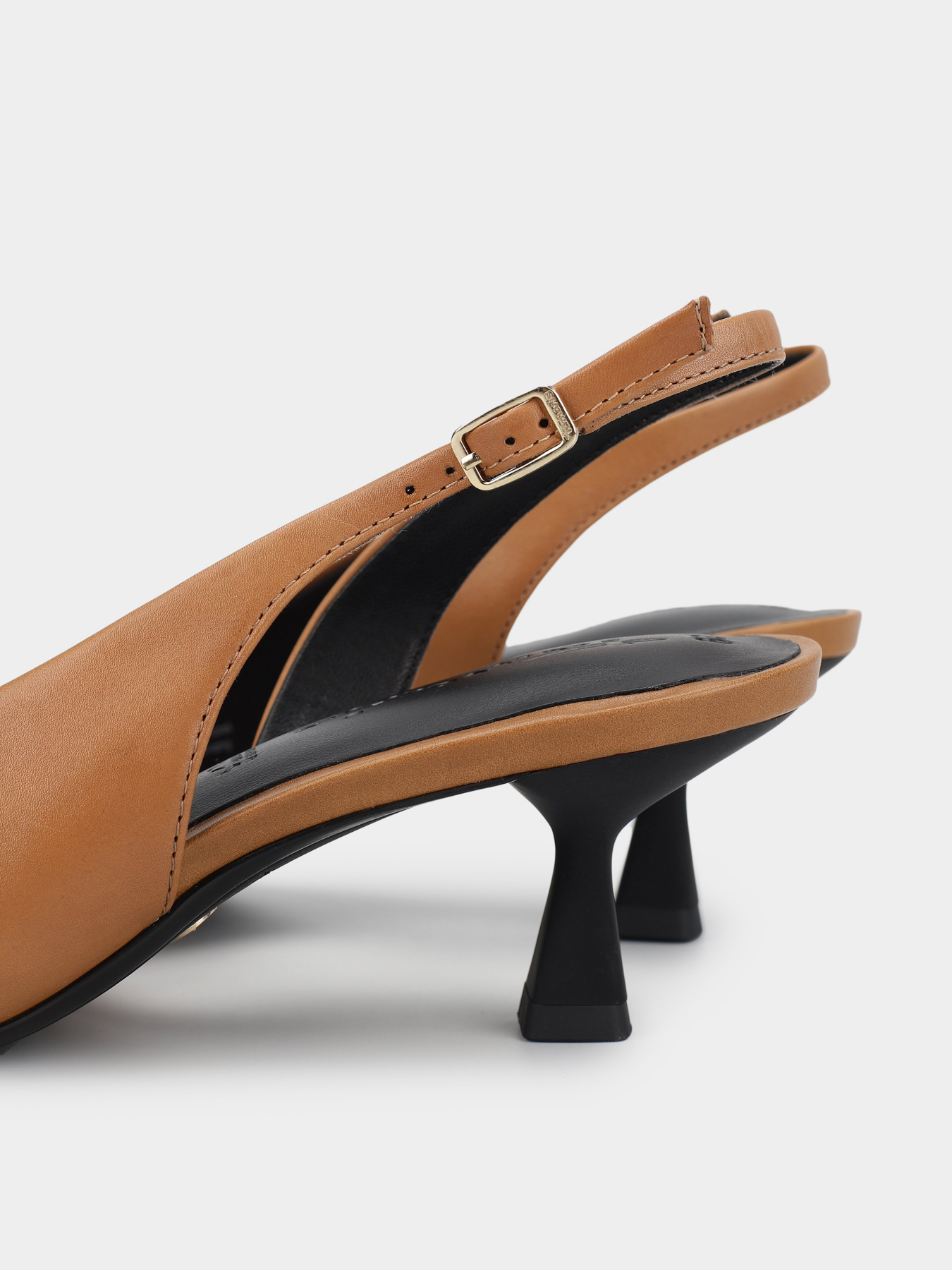 Босоніжки Tamaris модель 1-1-29605-20 305 COGNAC Босоніжки Tamaris модель 1-1-29605-20 305 COGNAC Фото