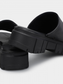 Шлепанцы Tamaris модель 1-1-27252-20 007 BLACK UNI Фото