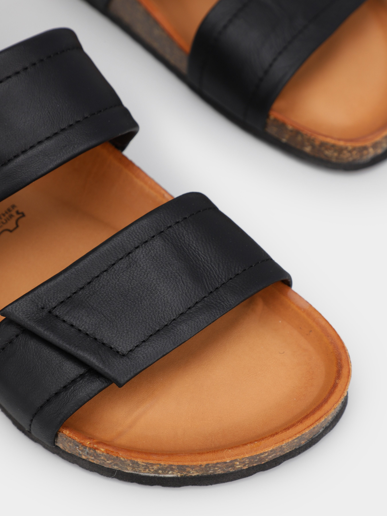 Шльопанці Tamaris модель 1-1-27407-20 003 BLACK LEATHER Фото