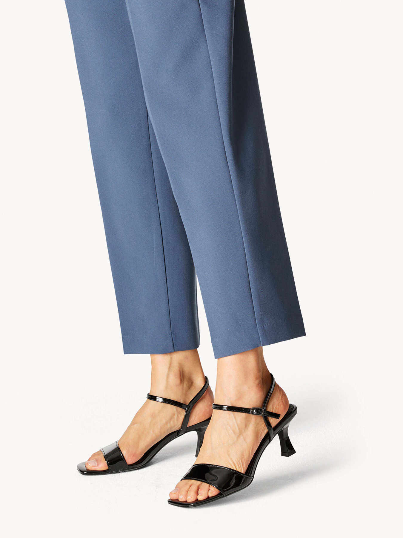 Босоножки Tamaris модель 1-1-28011-20 018 BLACK PATENT Фото