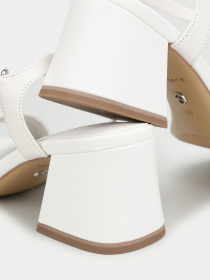 Босоніжки Tamaris модель 1-1-28398-20 117 WHITE LEATHER Фото