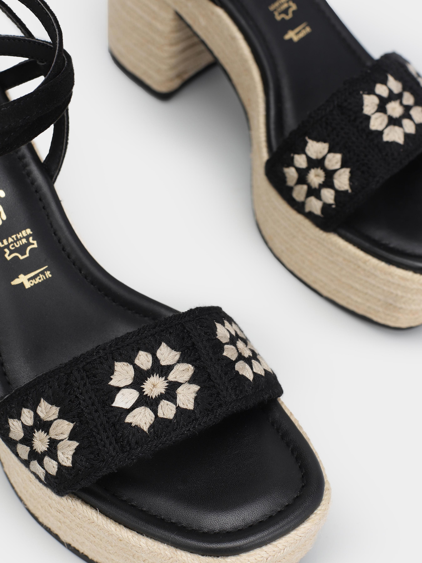 Босоножки Tamaris модель 1-1-28035-30 098 BLACK COMB Фото