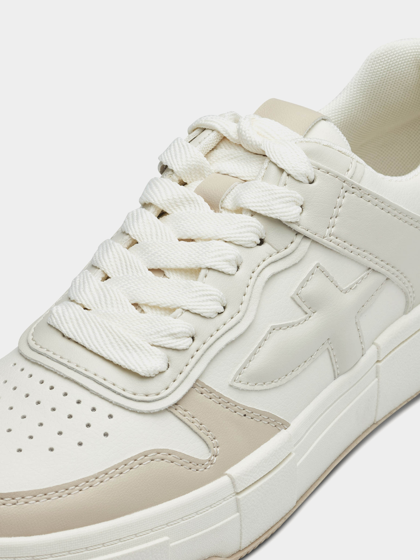 Кросівки повсякденні Tamaris модель 1-1-23749-41-430 Фото