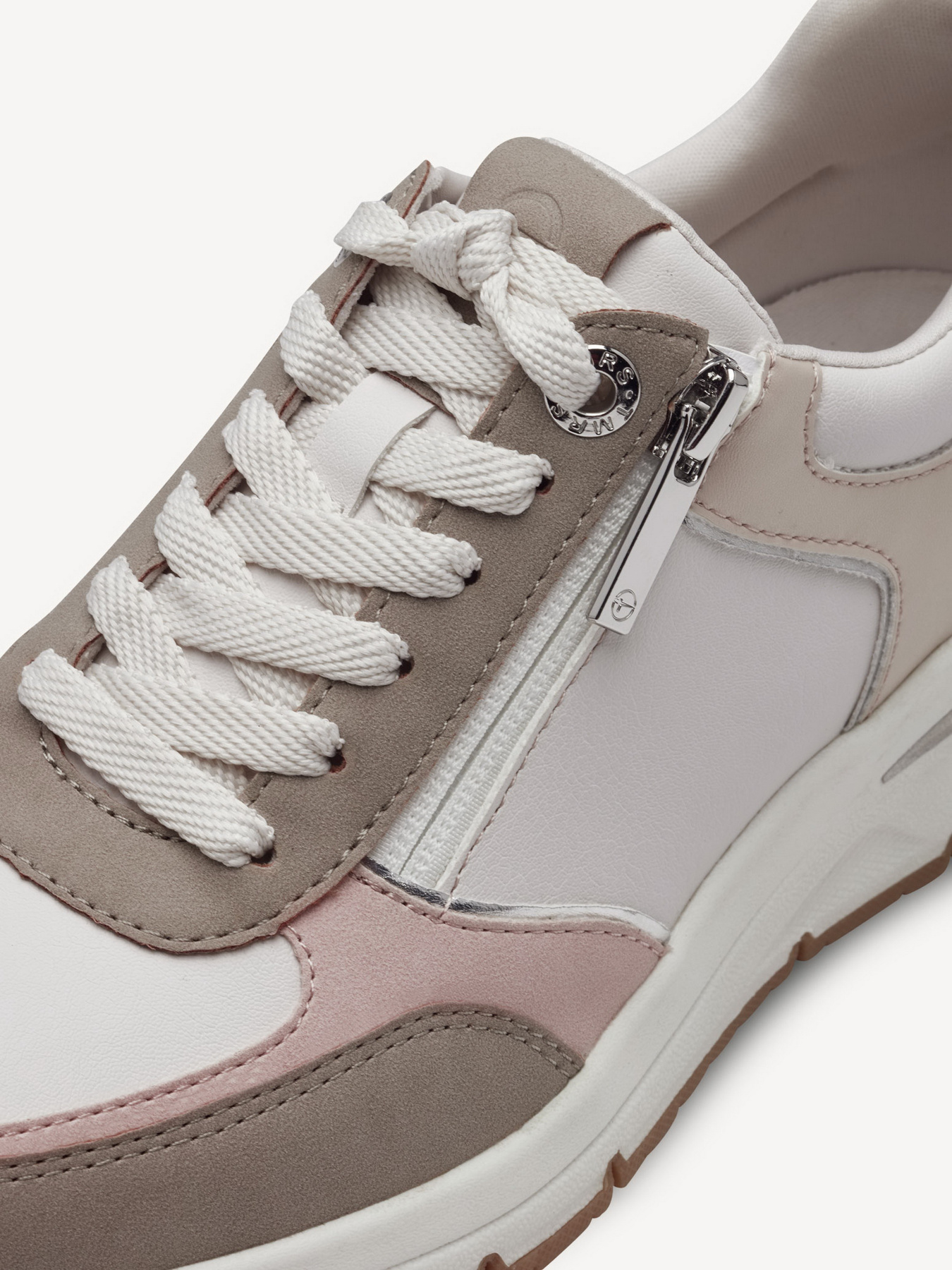 Кроссовки повседневные Tamaris модель 1-23721-42-596 Фото