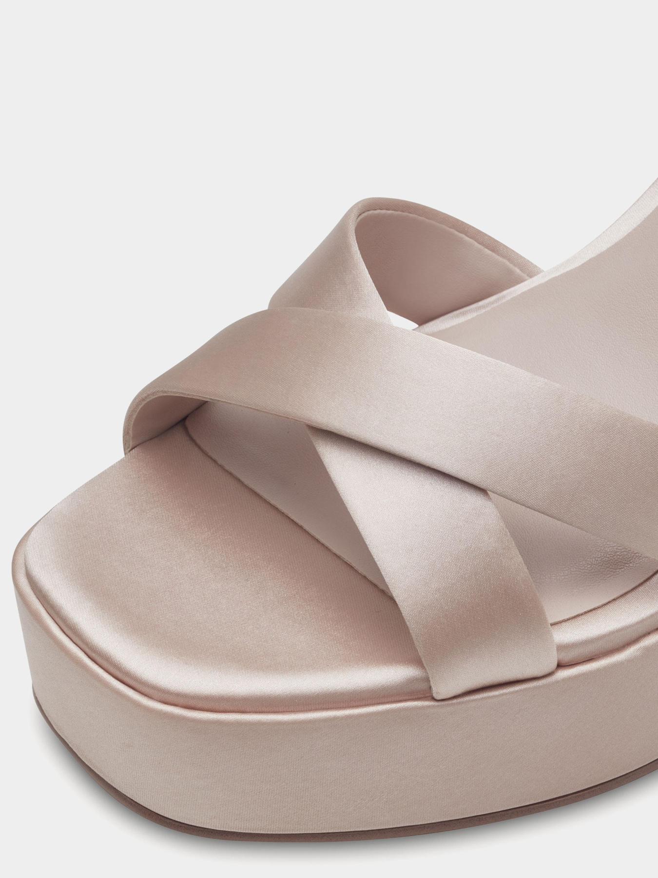 Босоніжки Tamaris модель 1-28050-42-508 Босоніжки Tamaris модель 1-28050-42-508 Фото