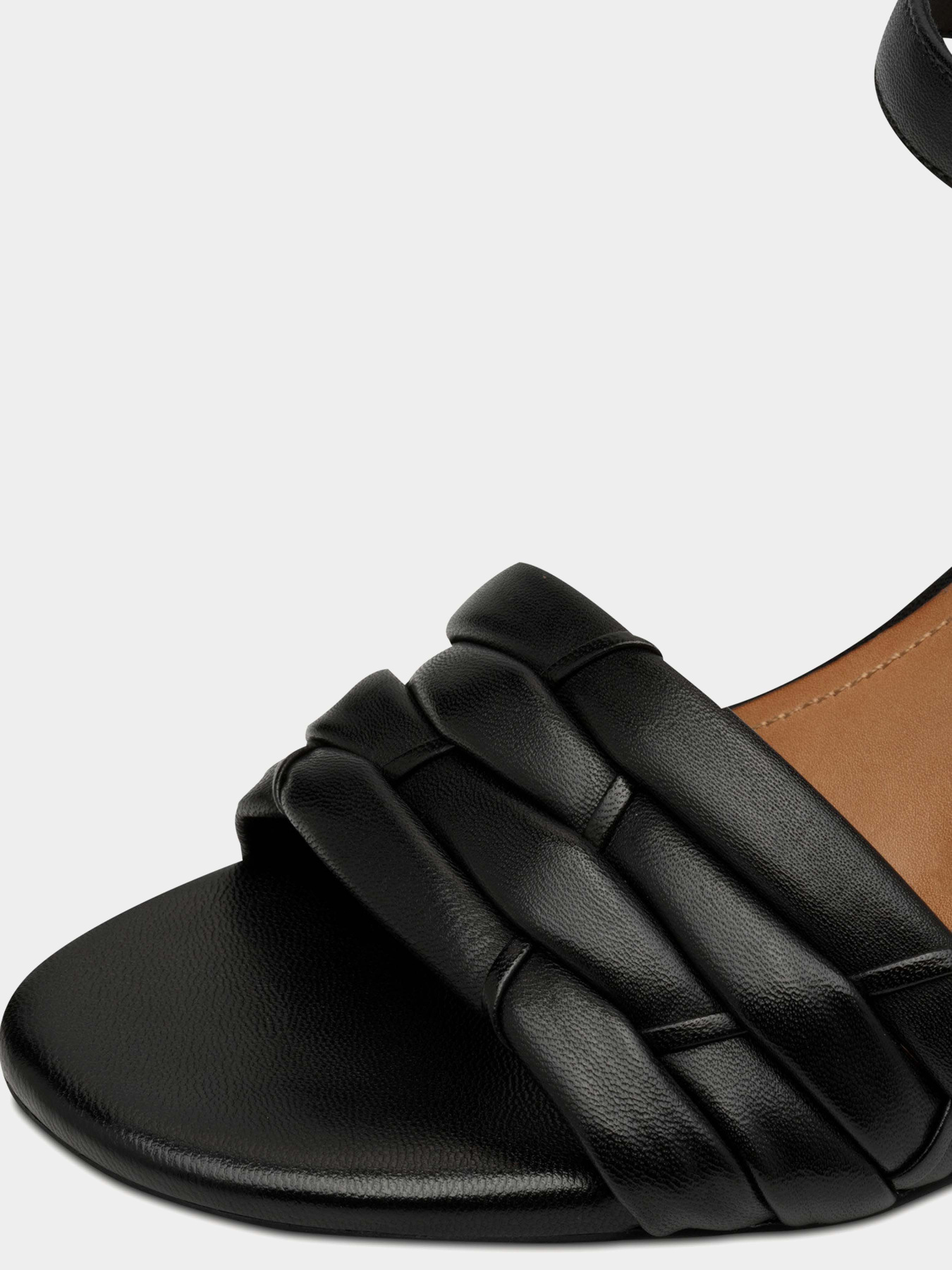 Босоножки Tamaris модель 1-28005-42-0A1 Фото