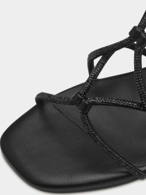 Босоніжки Tamaris модель 1-28236-42-001 Босоніжки Tamaris модель 1-28236-42-001 Фото