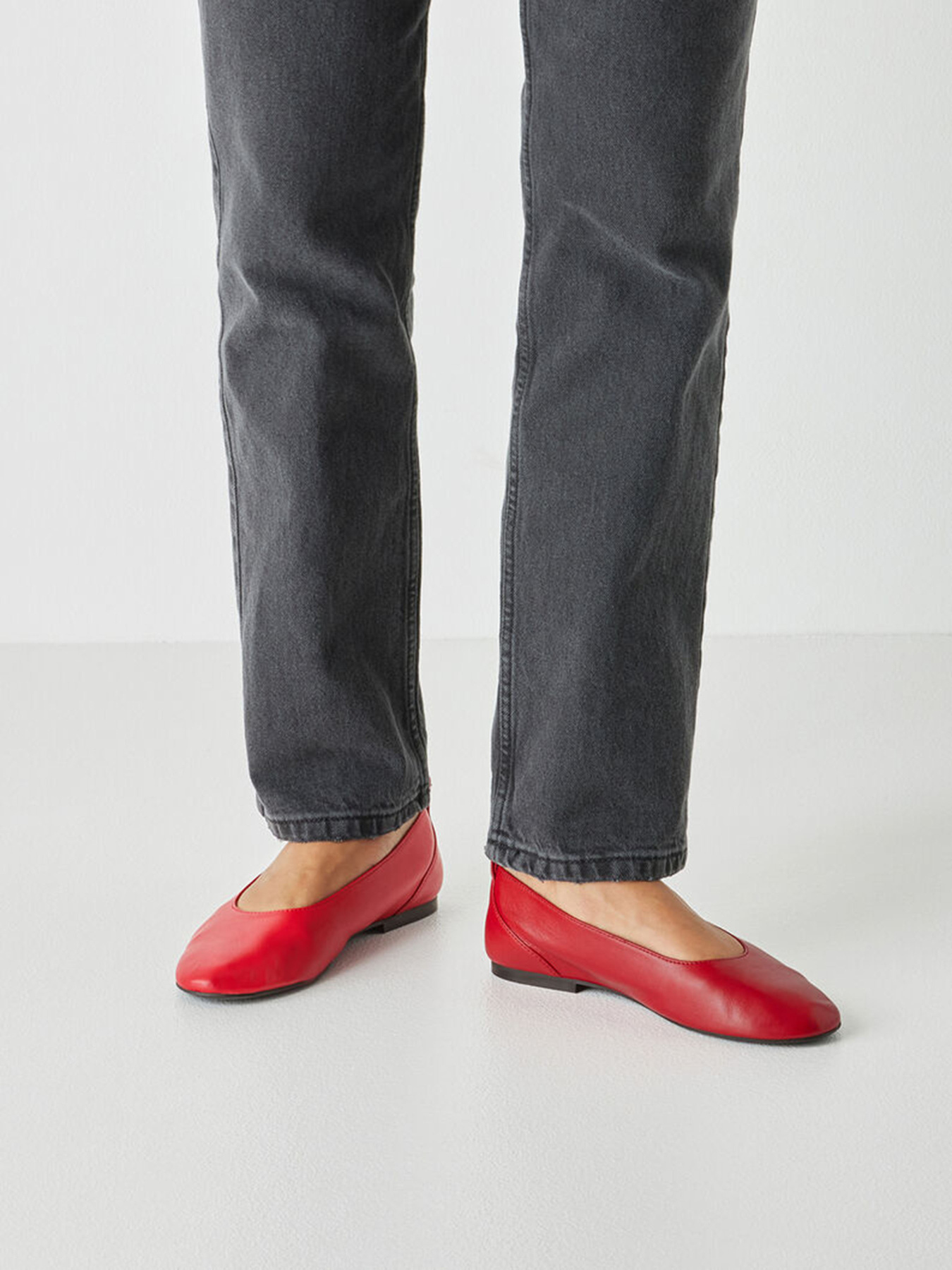 Tamaris модель 1-22100-46-500 Фото