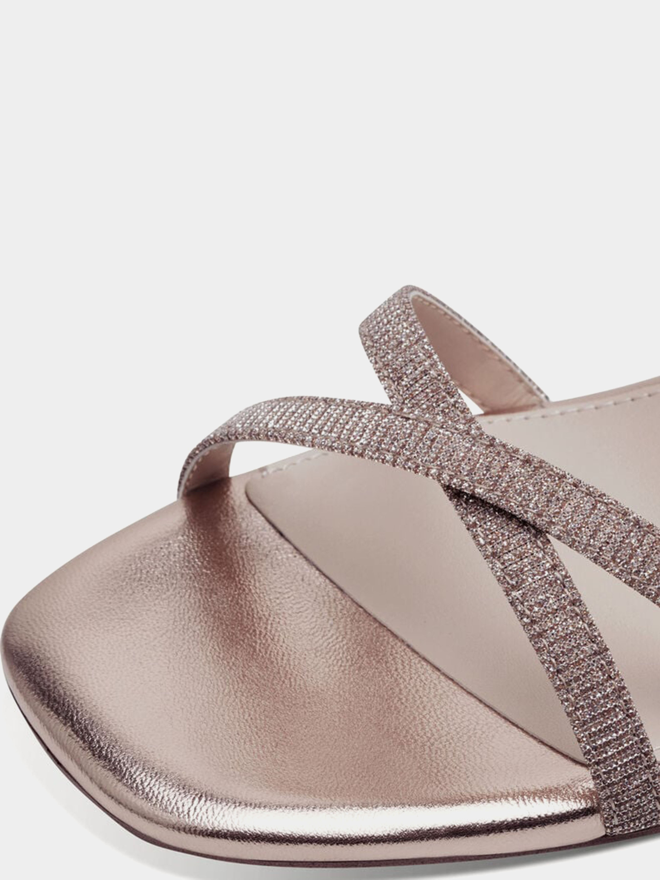 Tamaris модель 1-28204-42-586 Фото