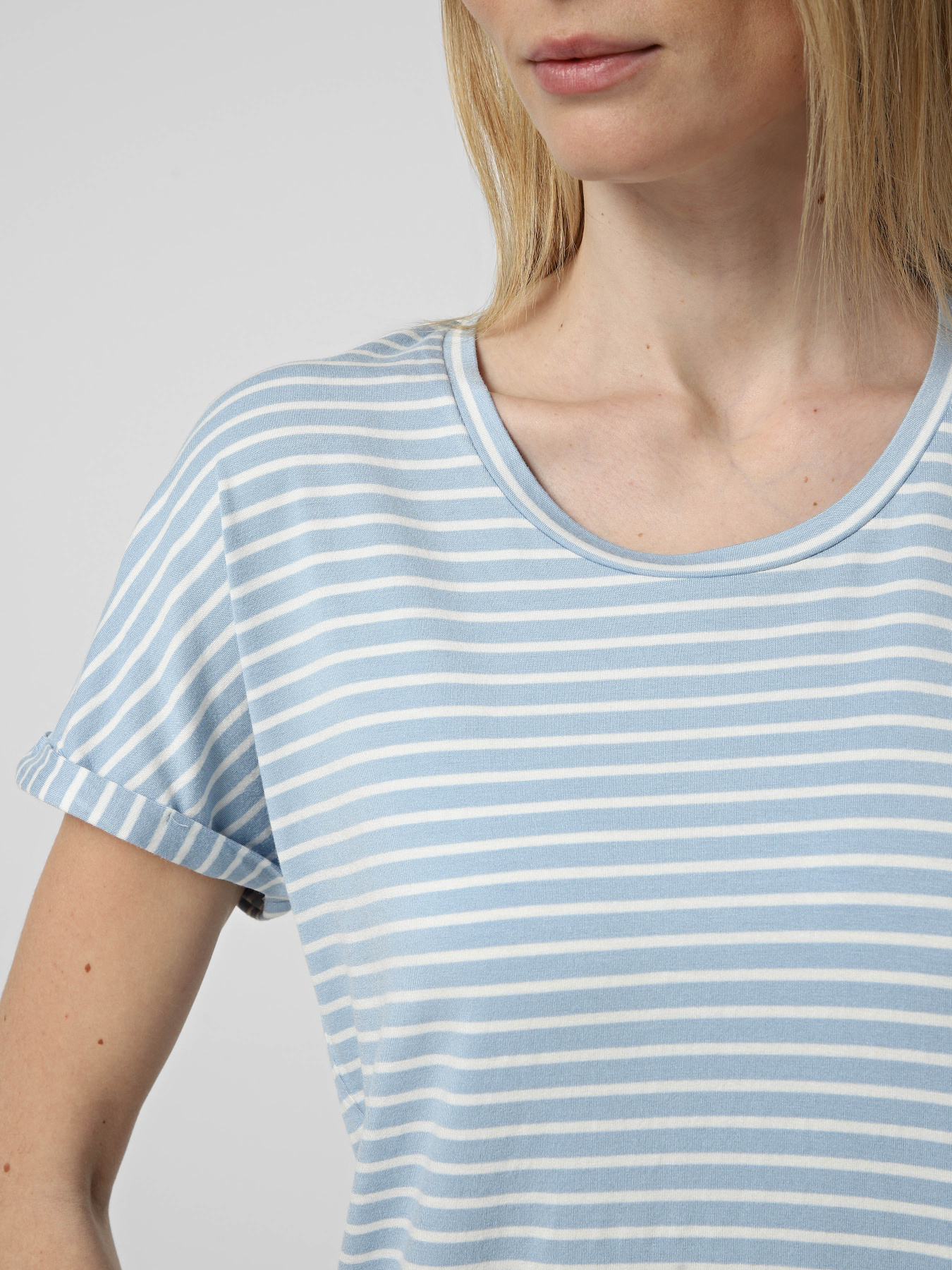 JDY 15325267_Cashmere Blue CLOUD DANCER модель 15325267_Cashmere Blue CLOUD DANCER Фото