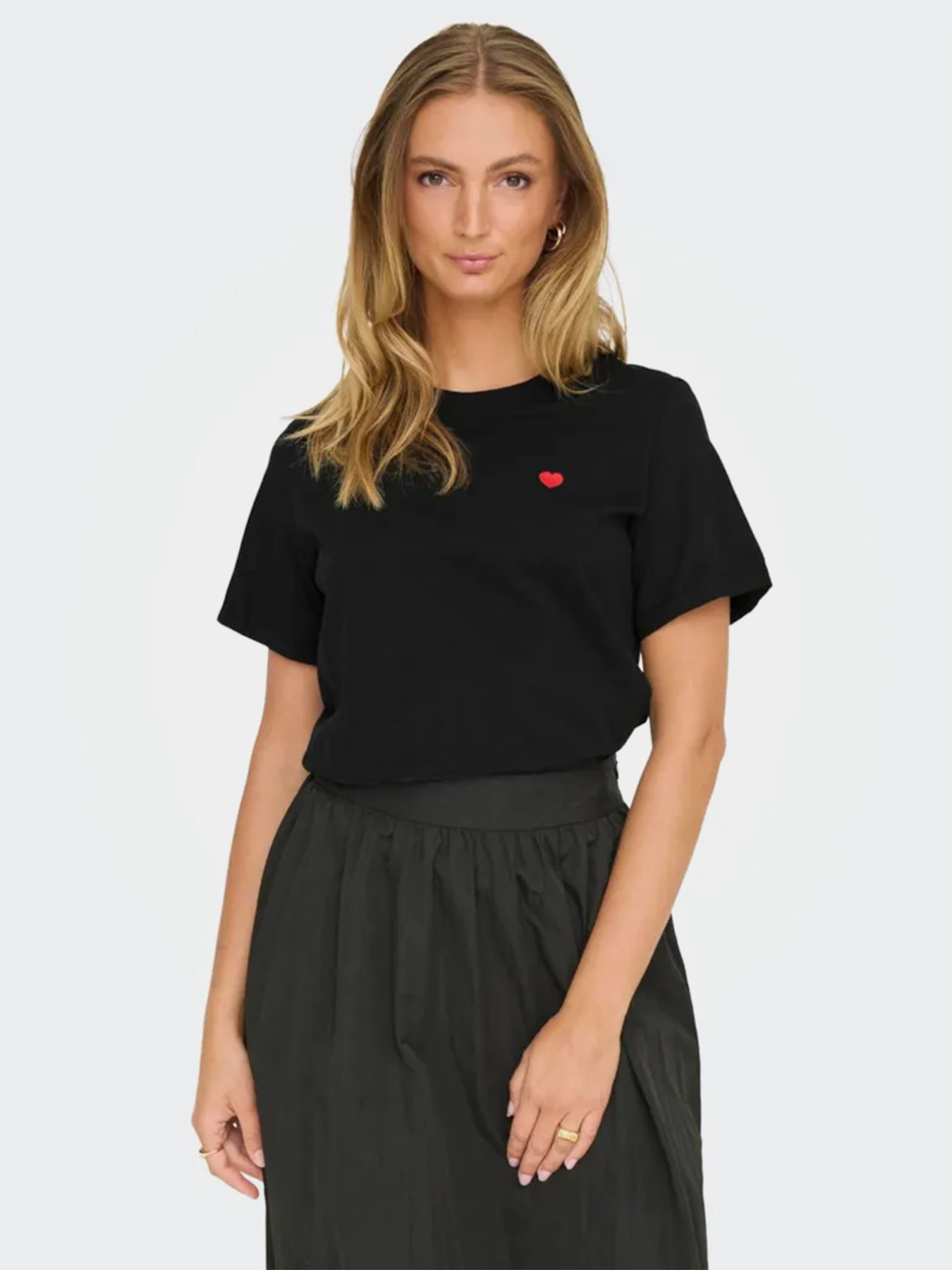 Футболка JDY модель 15298612_Black BITTERSWEET HEART Фото