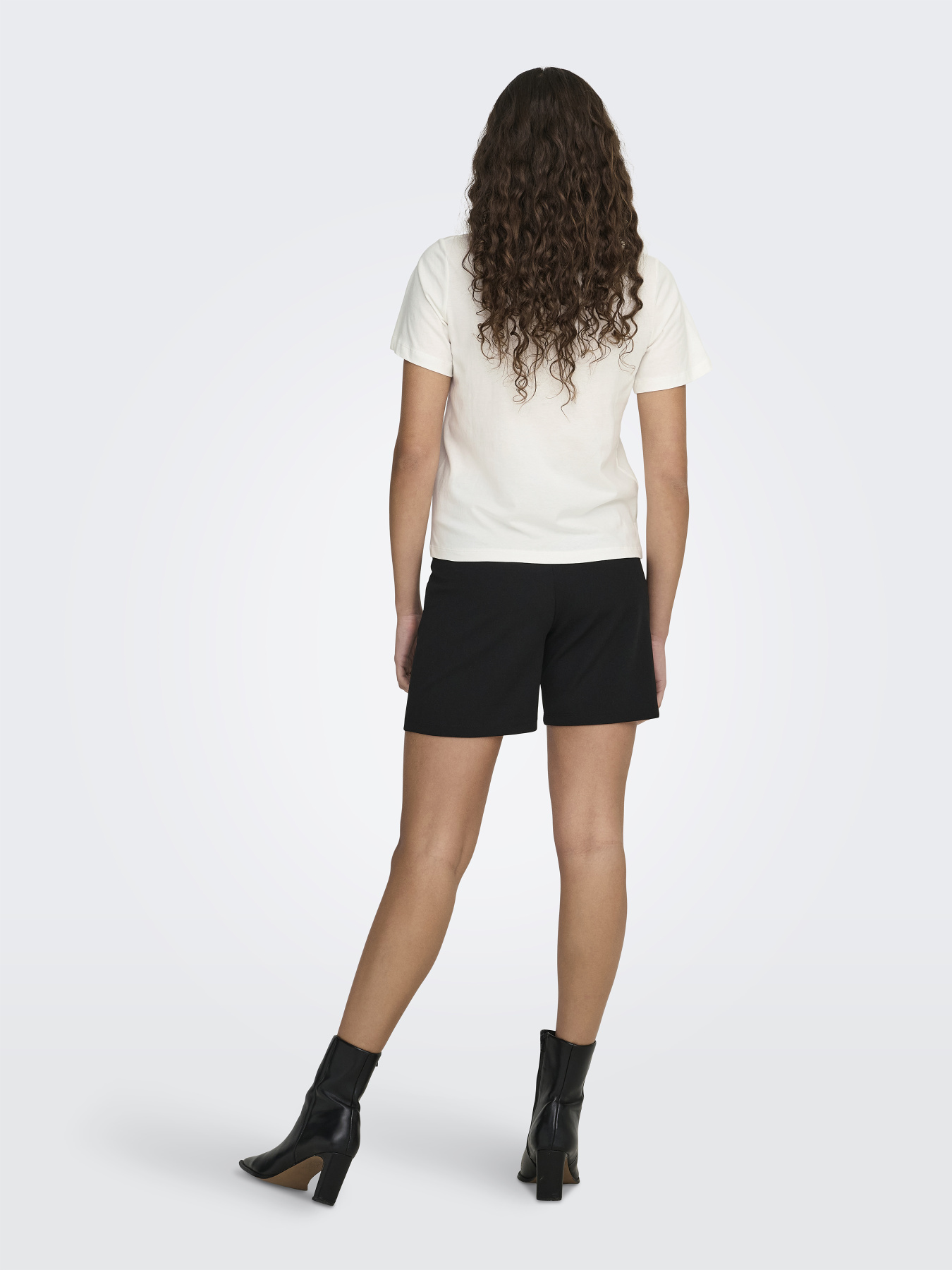 Футболка JDY модель 15298612_Cloud Dancer CHERRY Фото