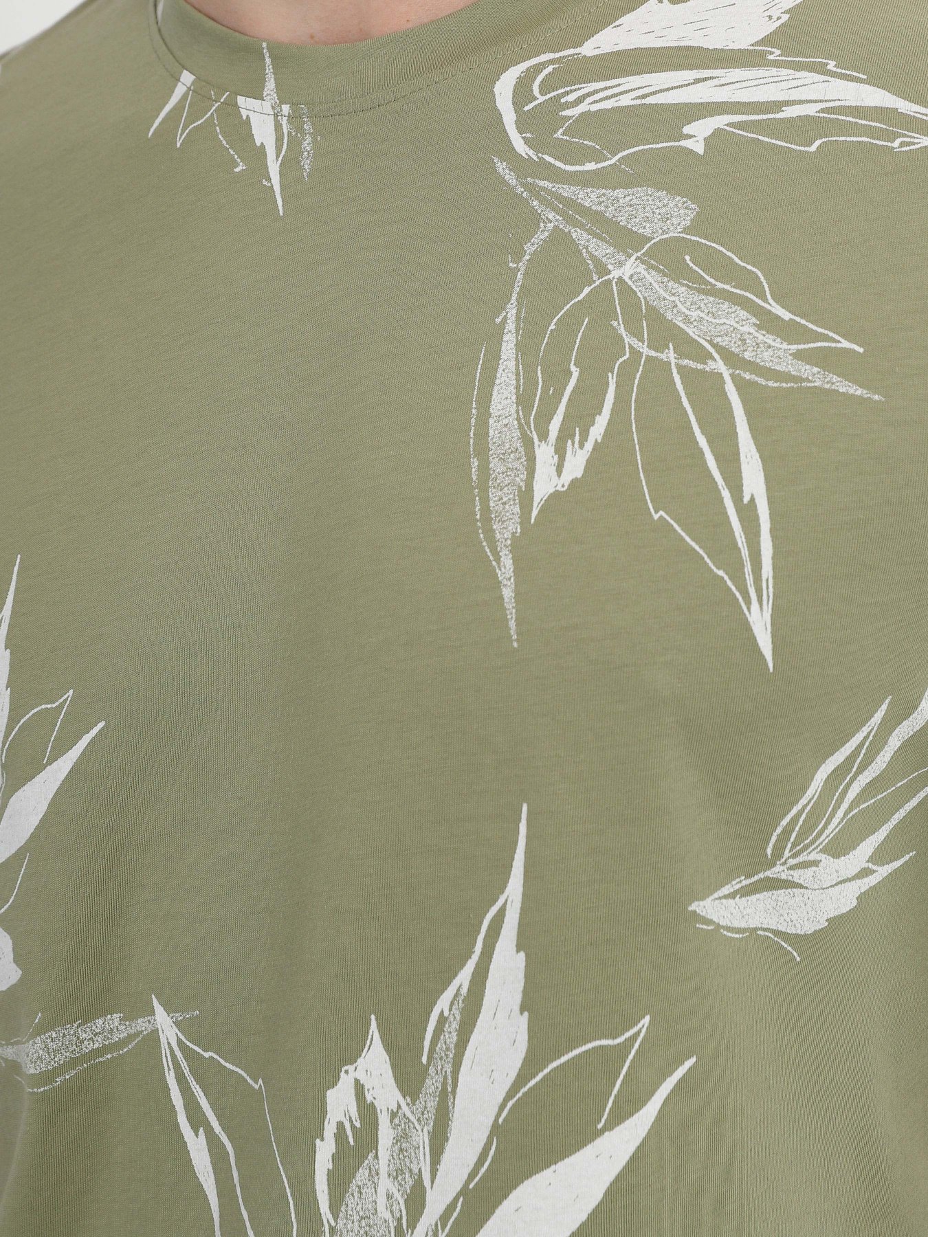 Футболка JACK & JONES модель 12227777_Oil Green Фото