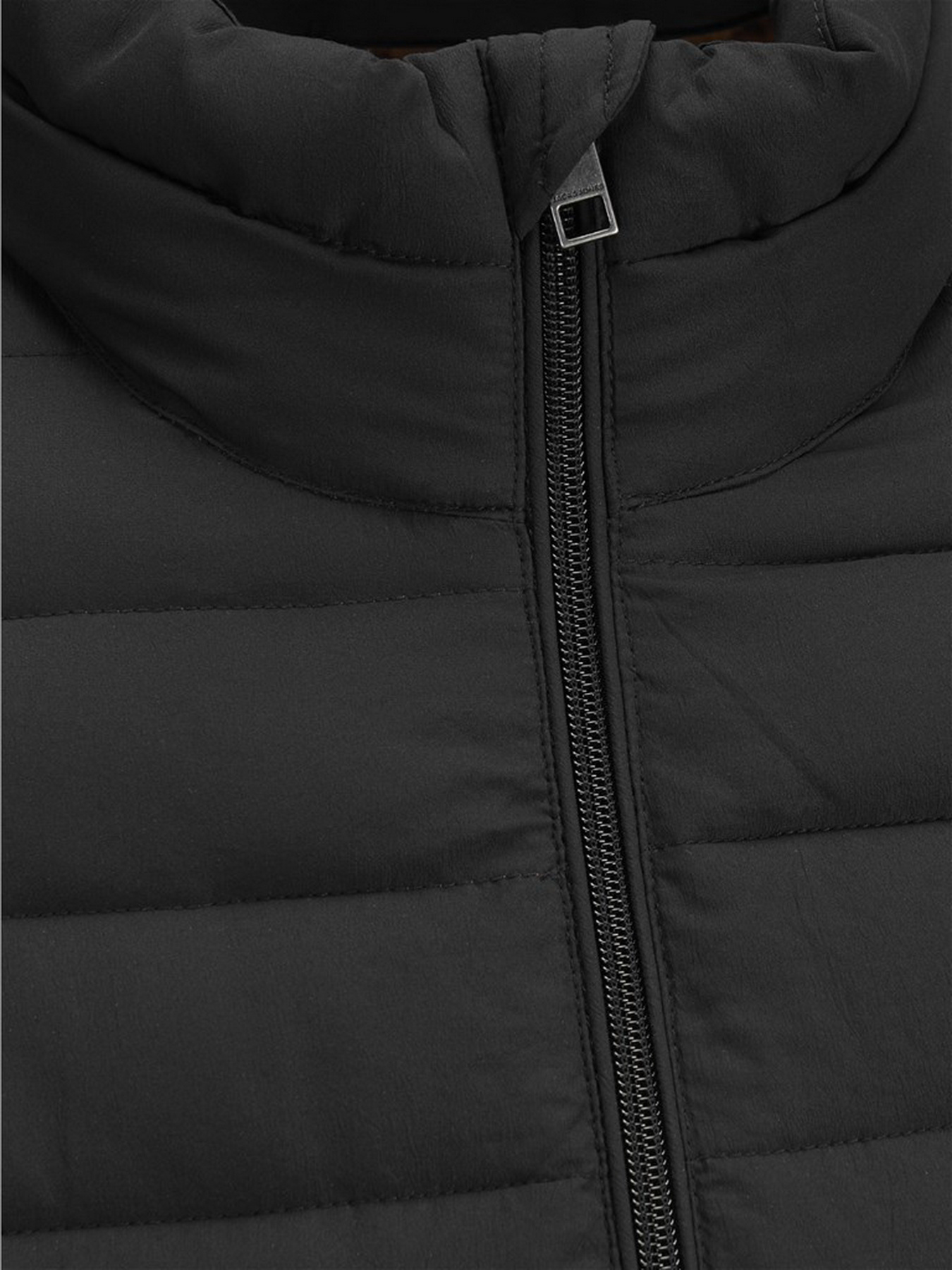 Демісезонна куртка JACK & JONES Recycle модель 12211129_Black Фото