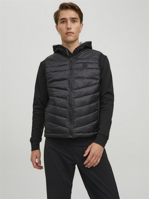Утеплений жилет JACK & JONES Hero модель 12211790_Black Фото