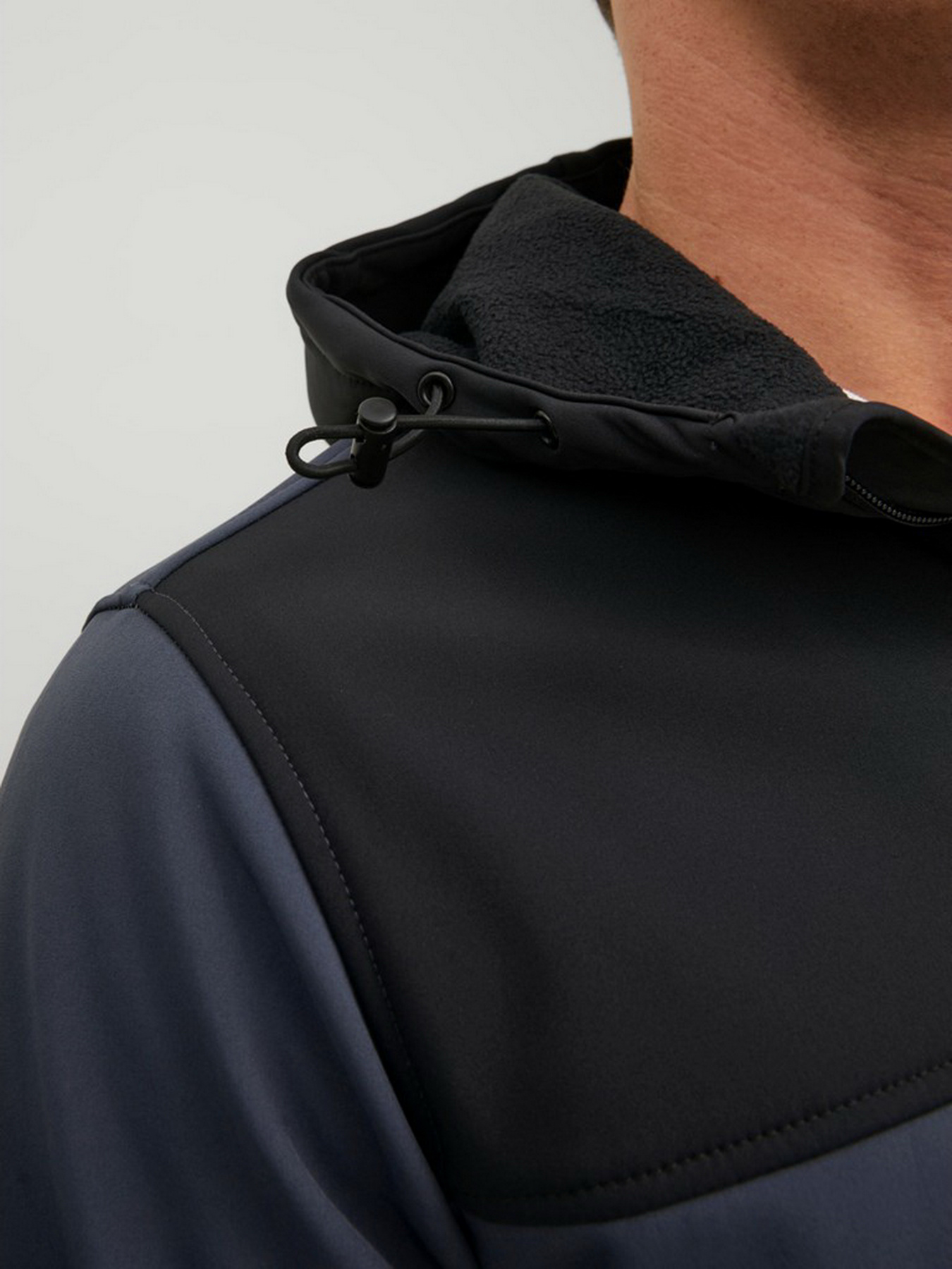 Вітровка JACK & JONES модель 12212363_Ombre Blue Фото