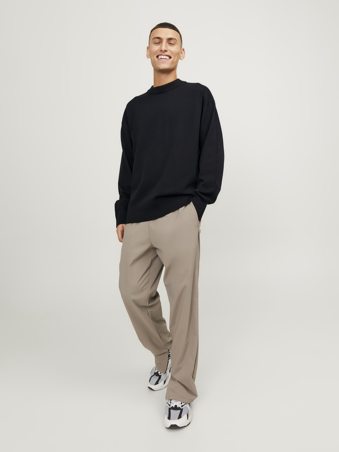 Джемпер JACK & JONES модель 12251556_Black Джемпер JACK & JONES модель 12251556_Black Фото