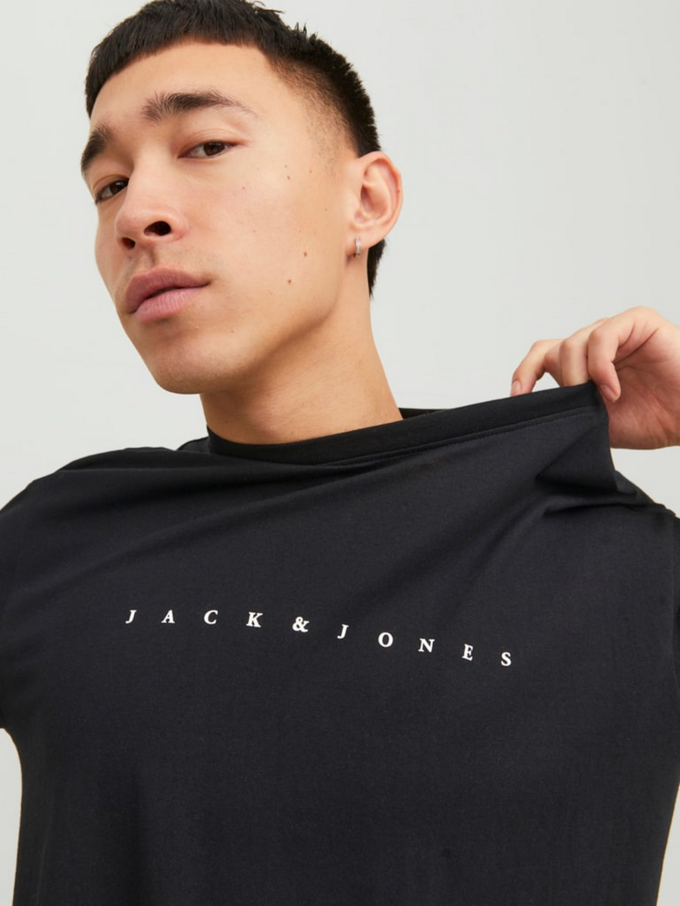 Футболка JACK & JONES модель 12234746_Black Фото