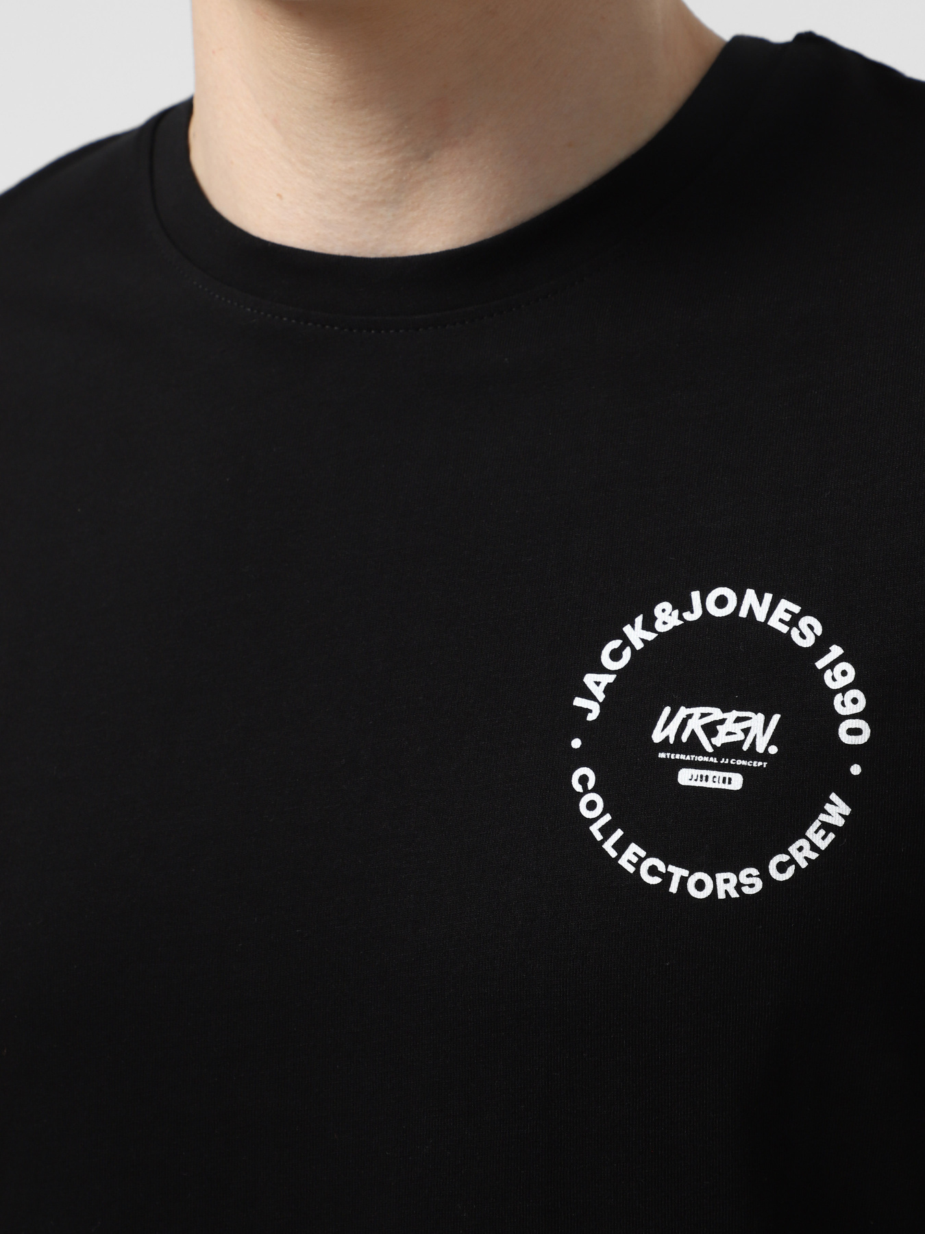 Футболка JACK & JONES модель 12269280_Black SMALL Футболка JACK & JONES модель 12269280_Black SMALL Фото