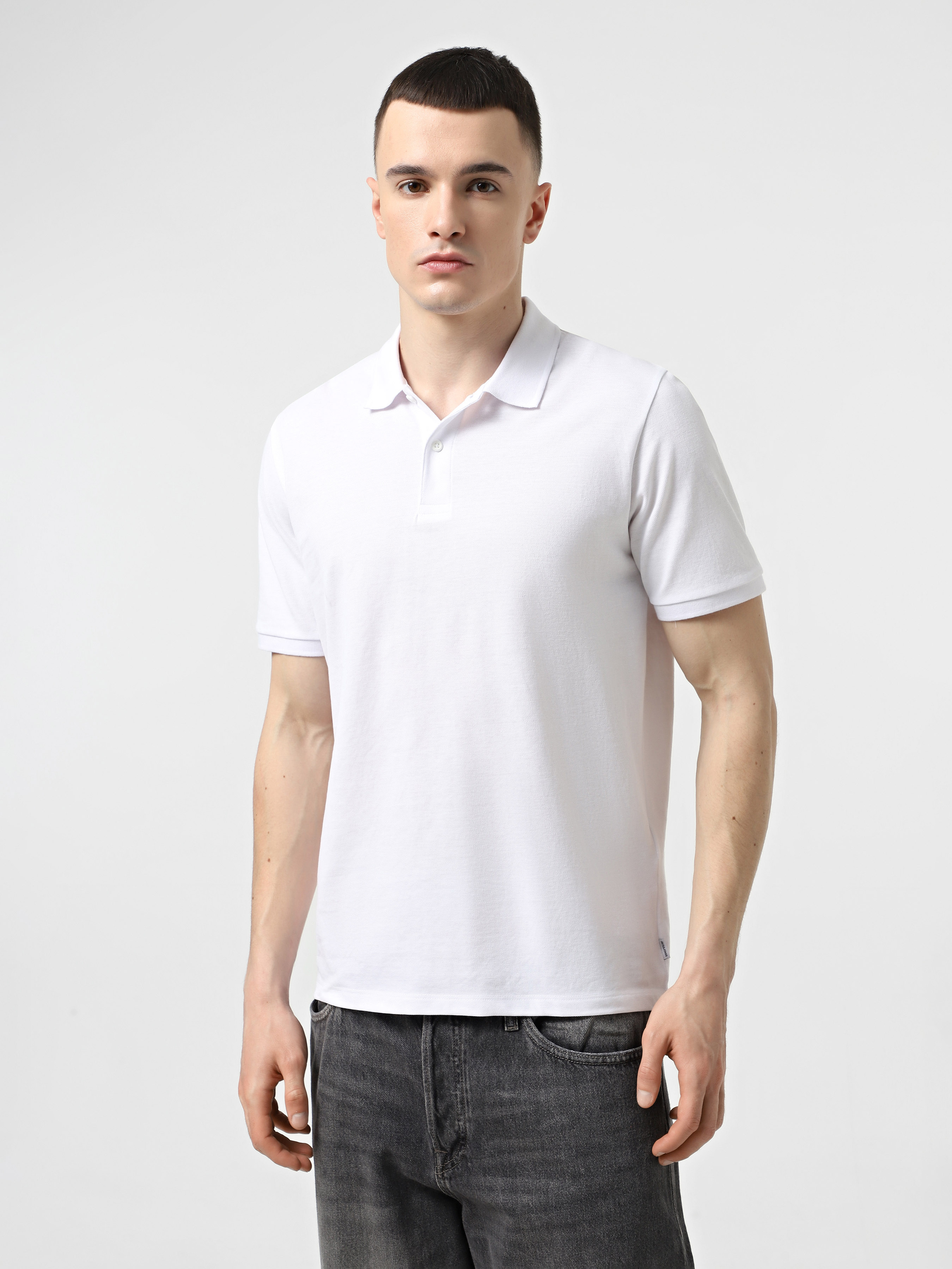 Чоловіче Поло JACK & JONES  (JNJ596) колір білий, матеріал бавовна/поліестер JACK & JONES - купити в Україні