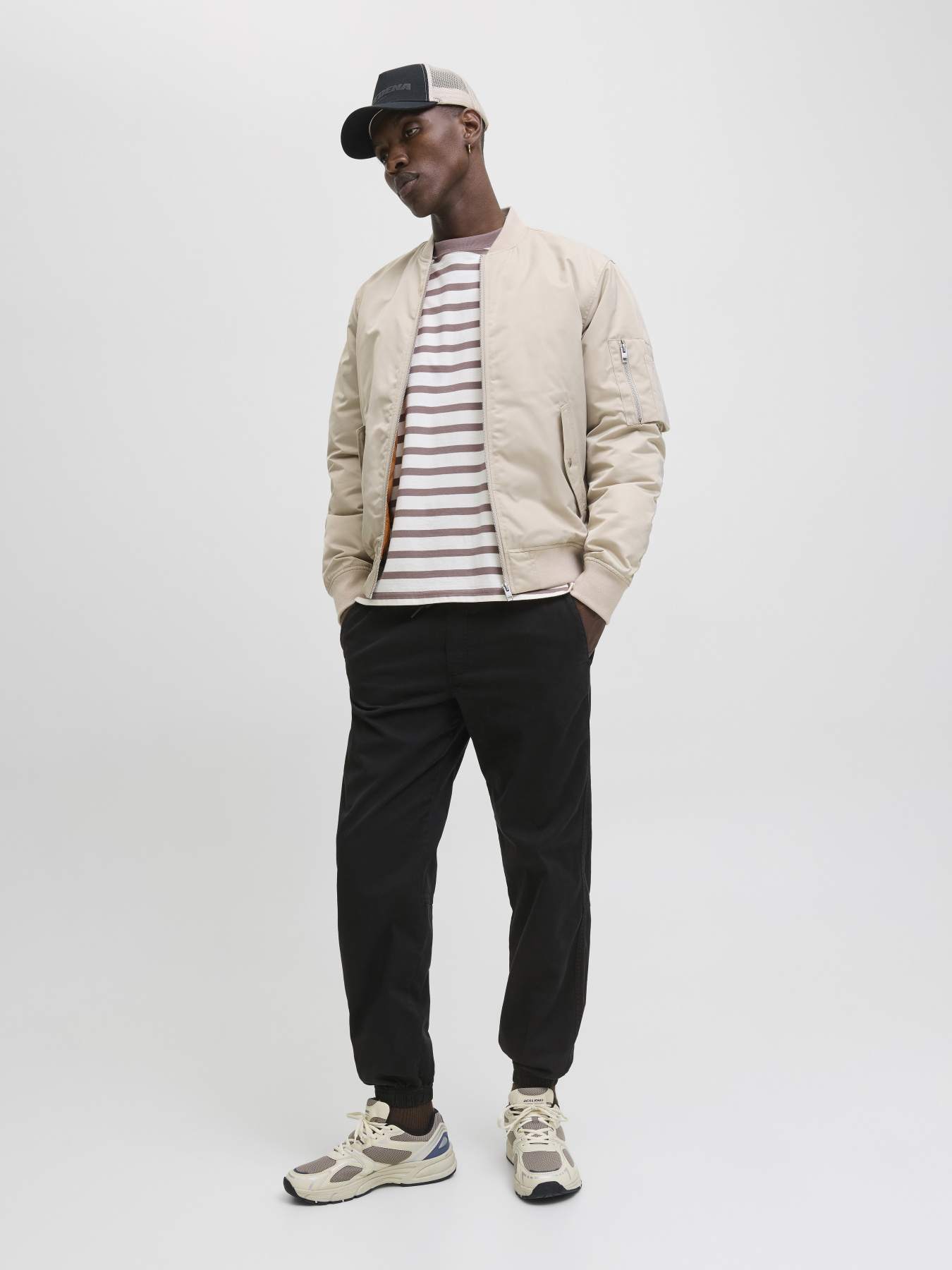 Джоггеры JACK & JONES модель 12278949_Black Фото