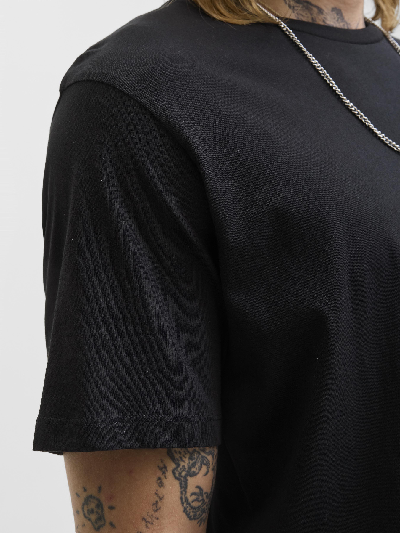 Футболка JACK & JONES модель 12279100_Black Футболка JACK & JONES модель 12279100_Black Фото