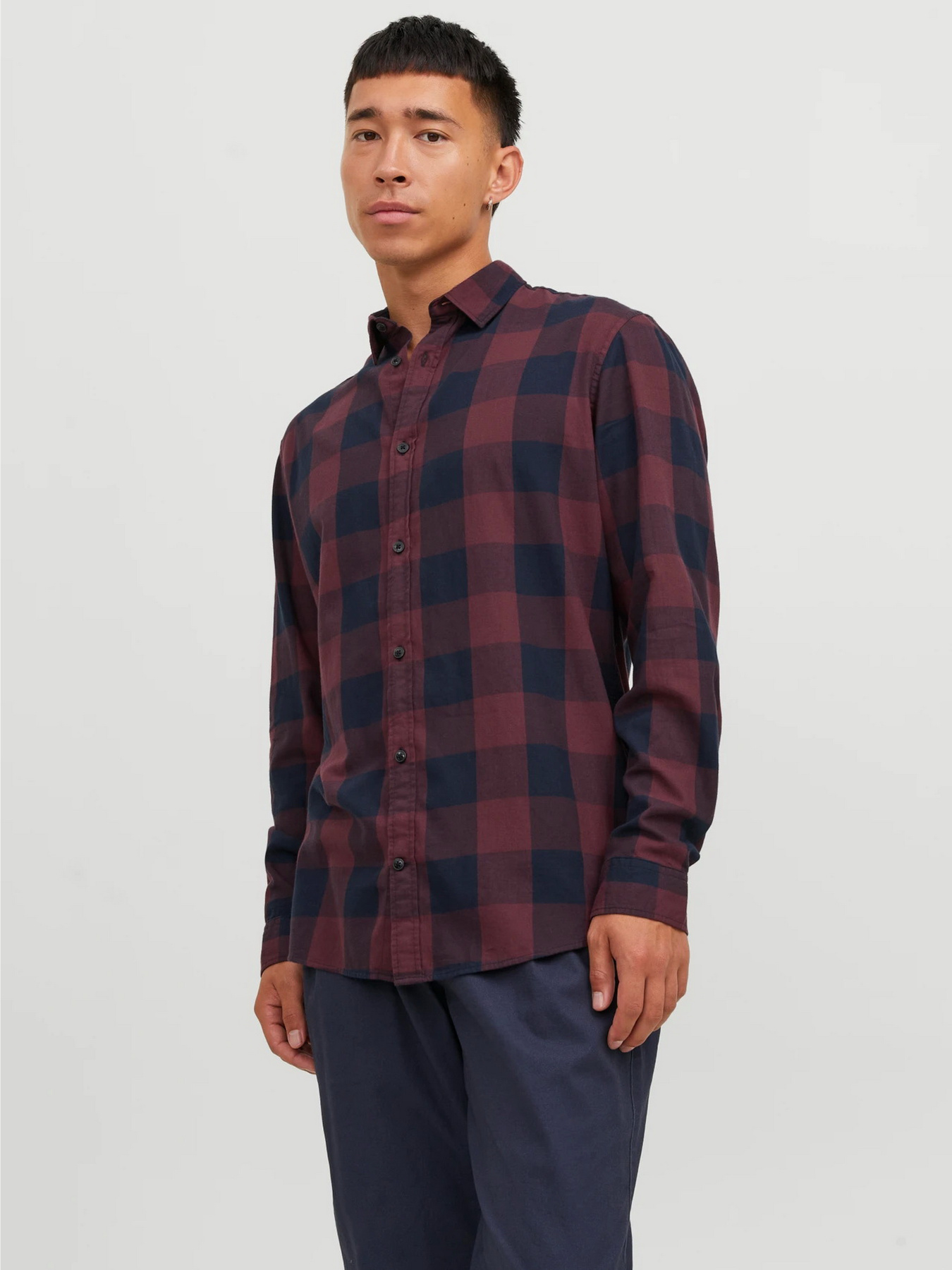 Сорочки JACK & JONES GINGHAM TWILL SHIRT модель 12181602_Port Royale SLIM FIT Сорочки JACK & JONES GINGHAM TWILL SHIRT модель 12181602_Port Royale SLIM FIT Фото
