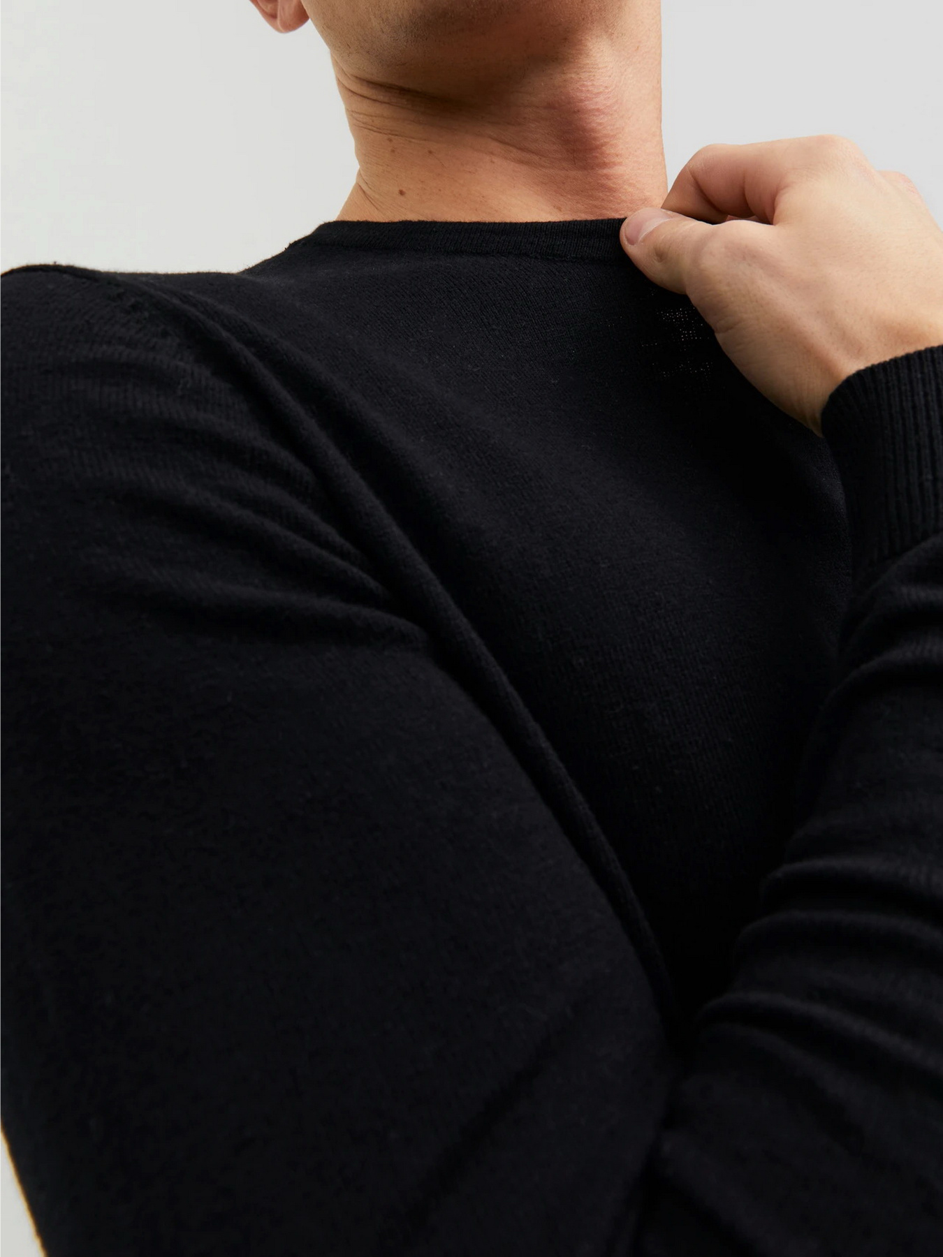 Джемпер JACK & JONES модель 12208364_Black Фото