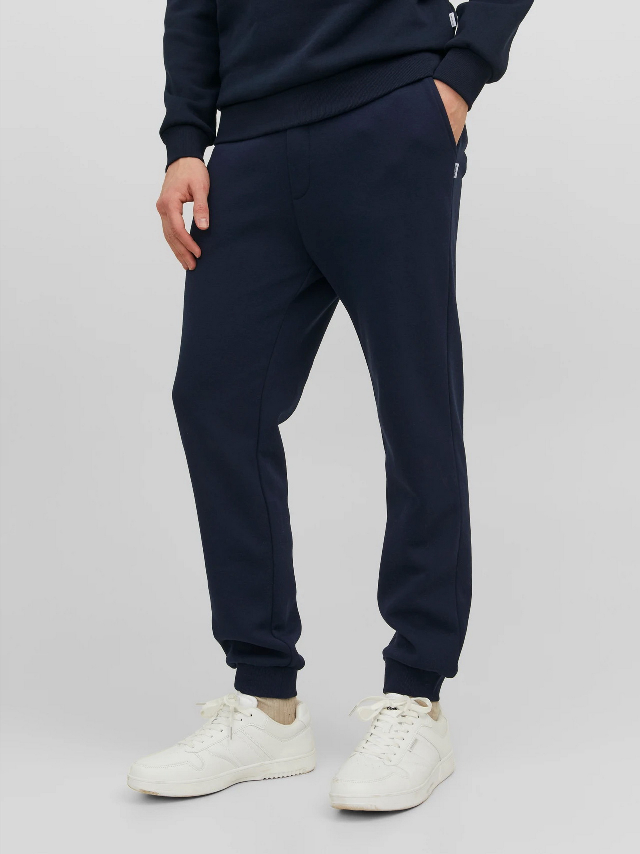 Чоловічі Джогери JACK & JONES GORDON BRADLEY SWEAT PANT (JNJ739) колір темно-синій, матеріал поліестер/бавовна