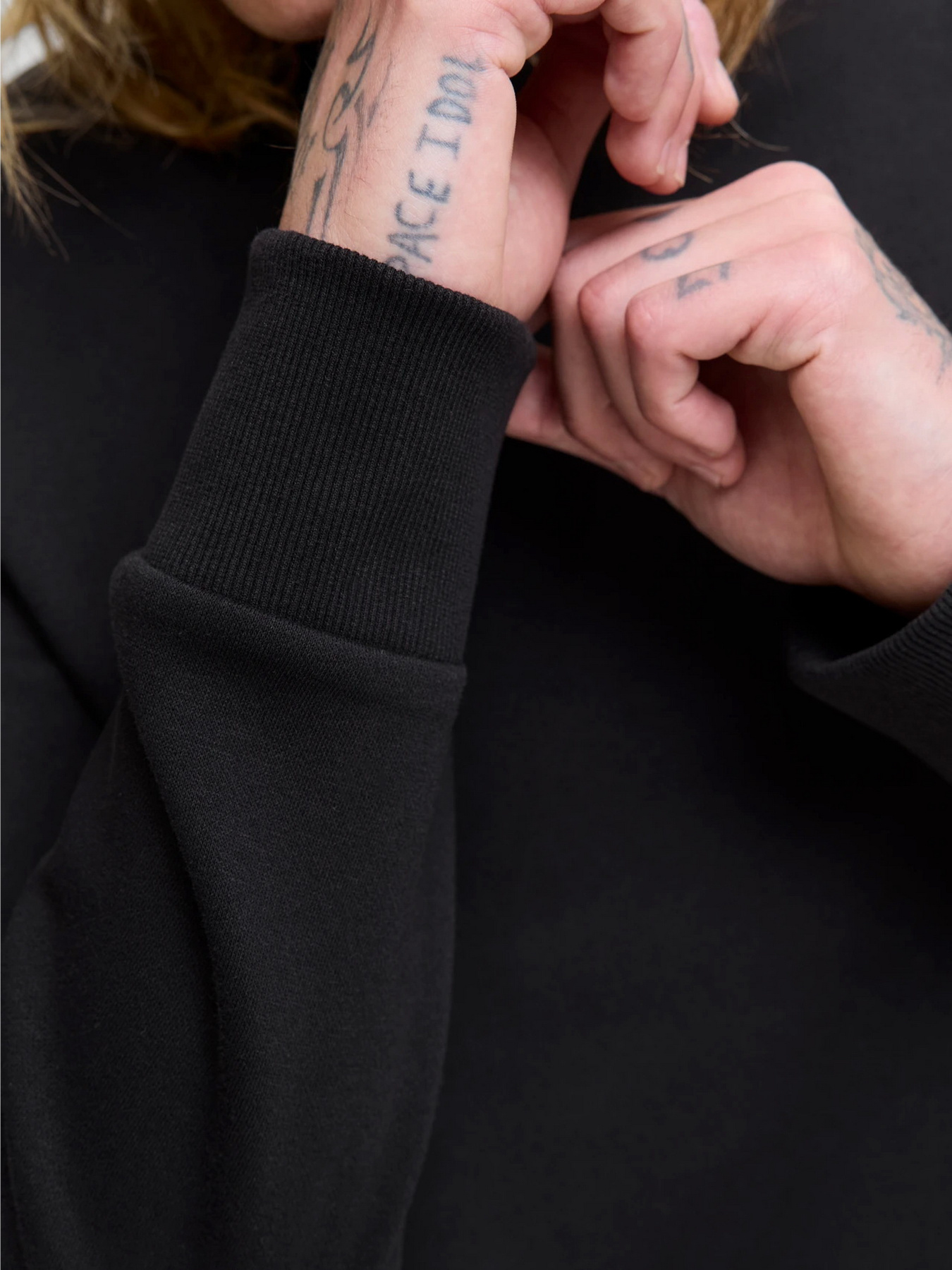 Свитшот JACK & JONES модель 12279256_Black Фото