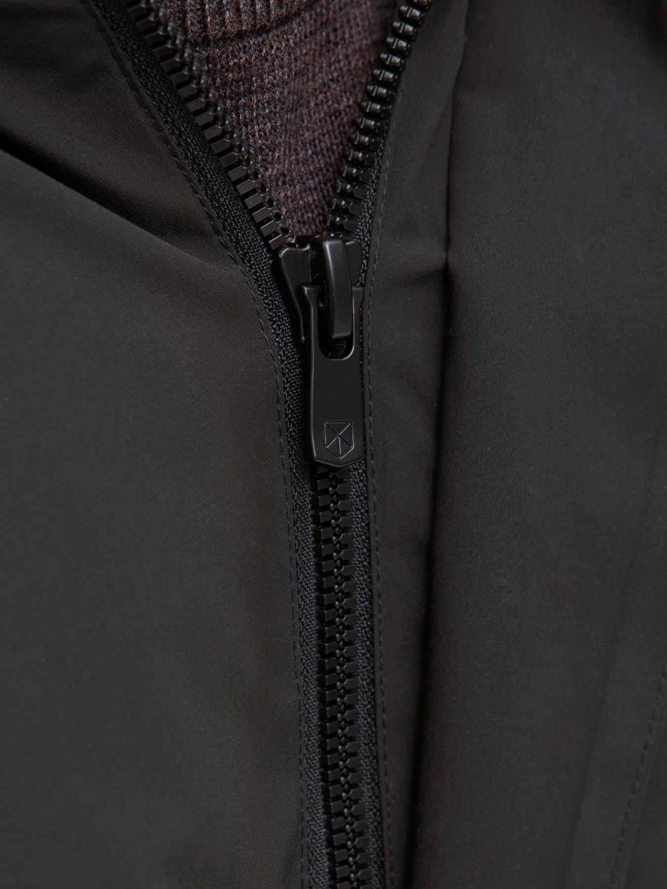 Зимняя куртка JACK & JONES модель 12280905_Black Фото