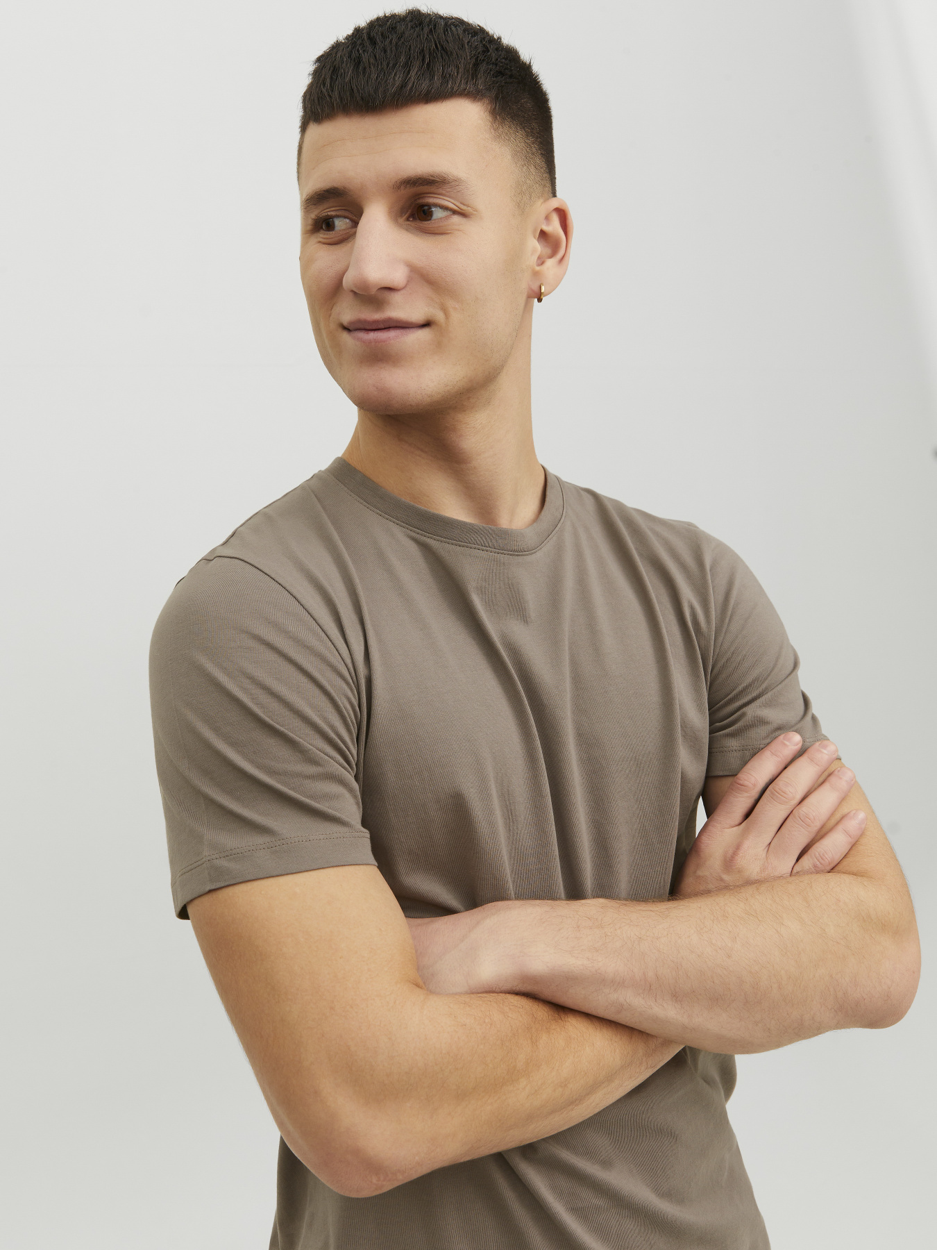 JACK & JONES 12156101_Falcon модель 12156101_Falcon Фото